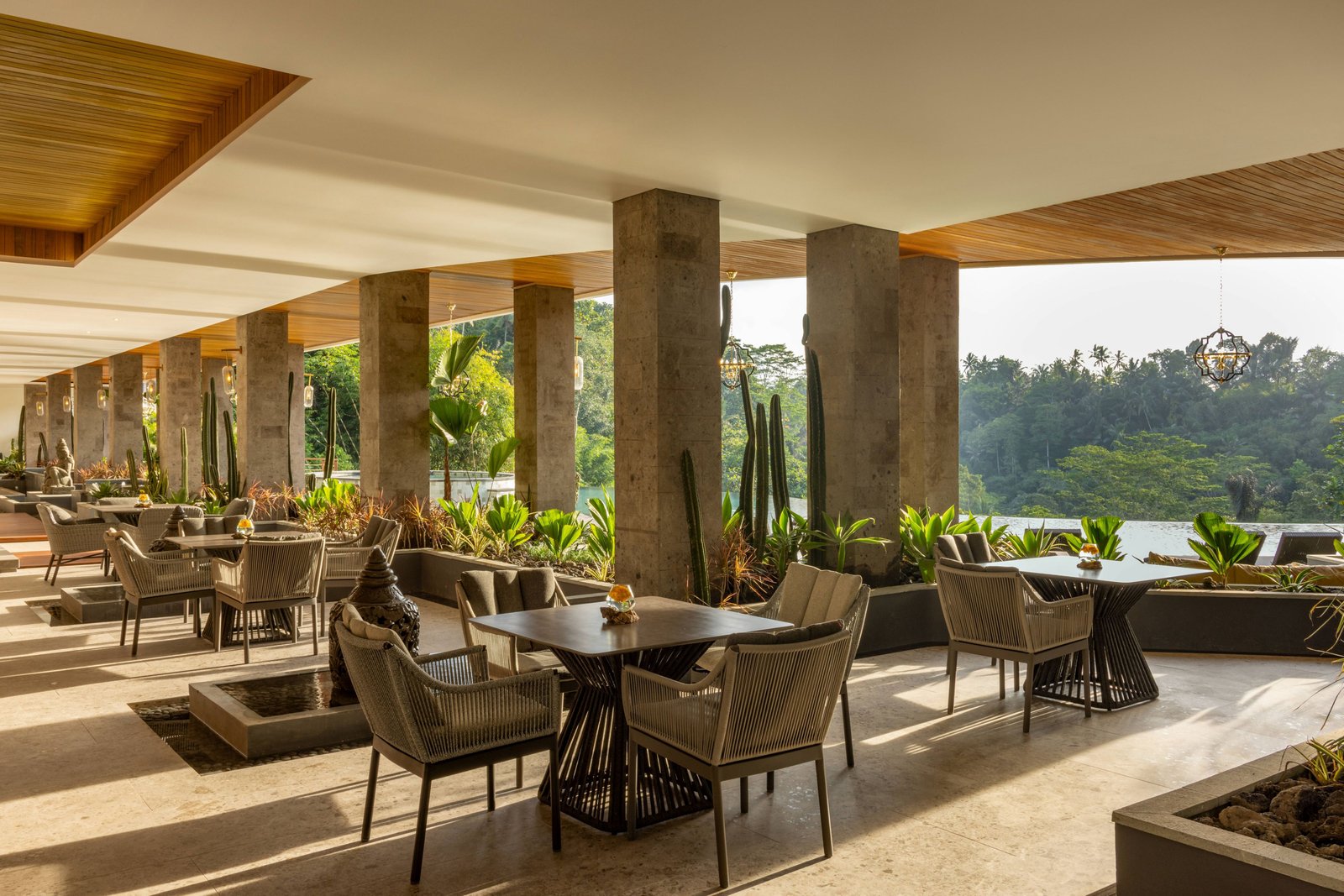 Cicada Resort Bali Ubud, Autograph Collection, at the table