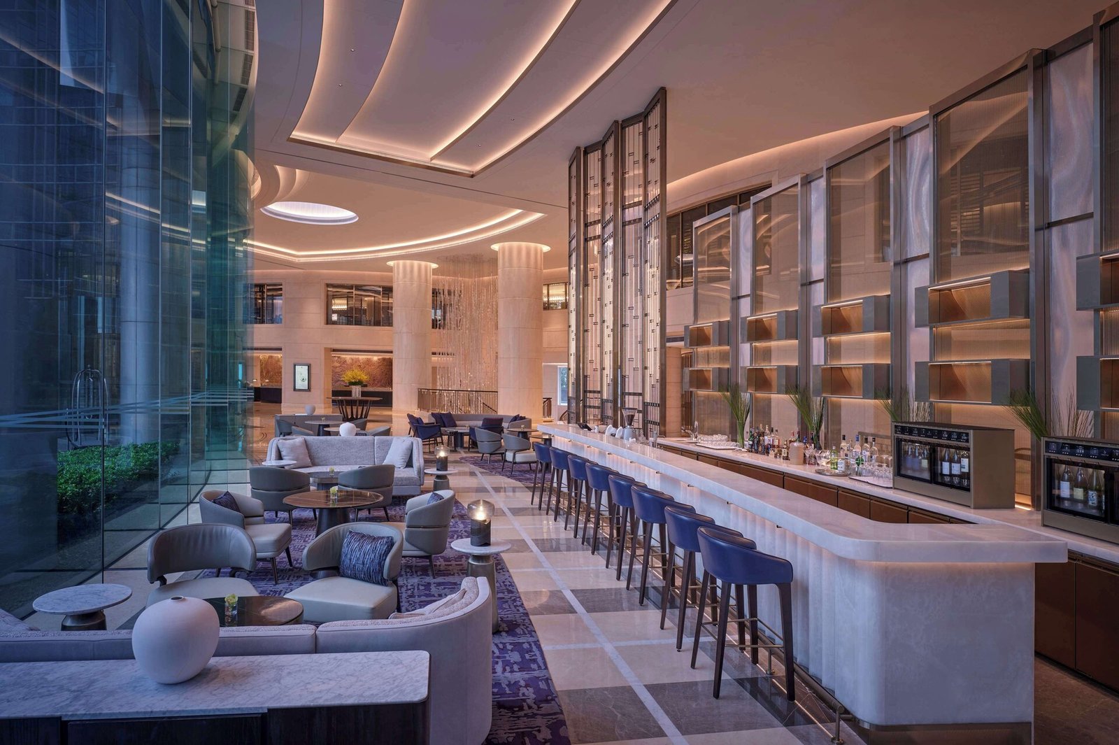 Grand Hyatt Beijing, fountain lounge
