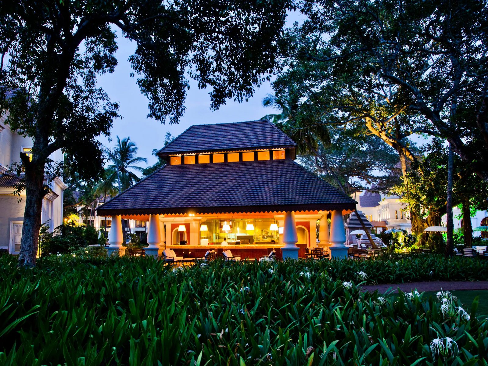 Grand Hyatt Goa, at the table