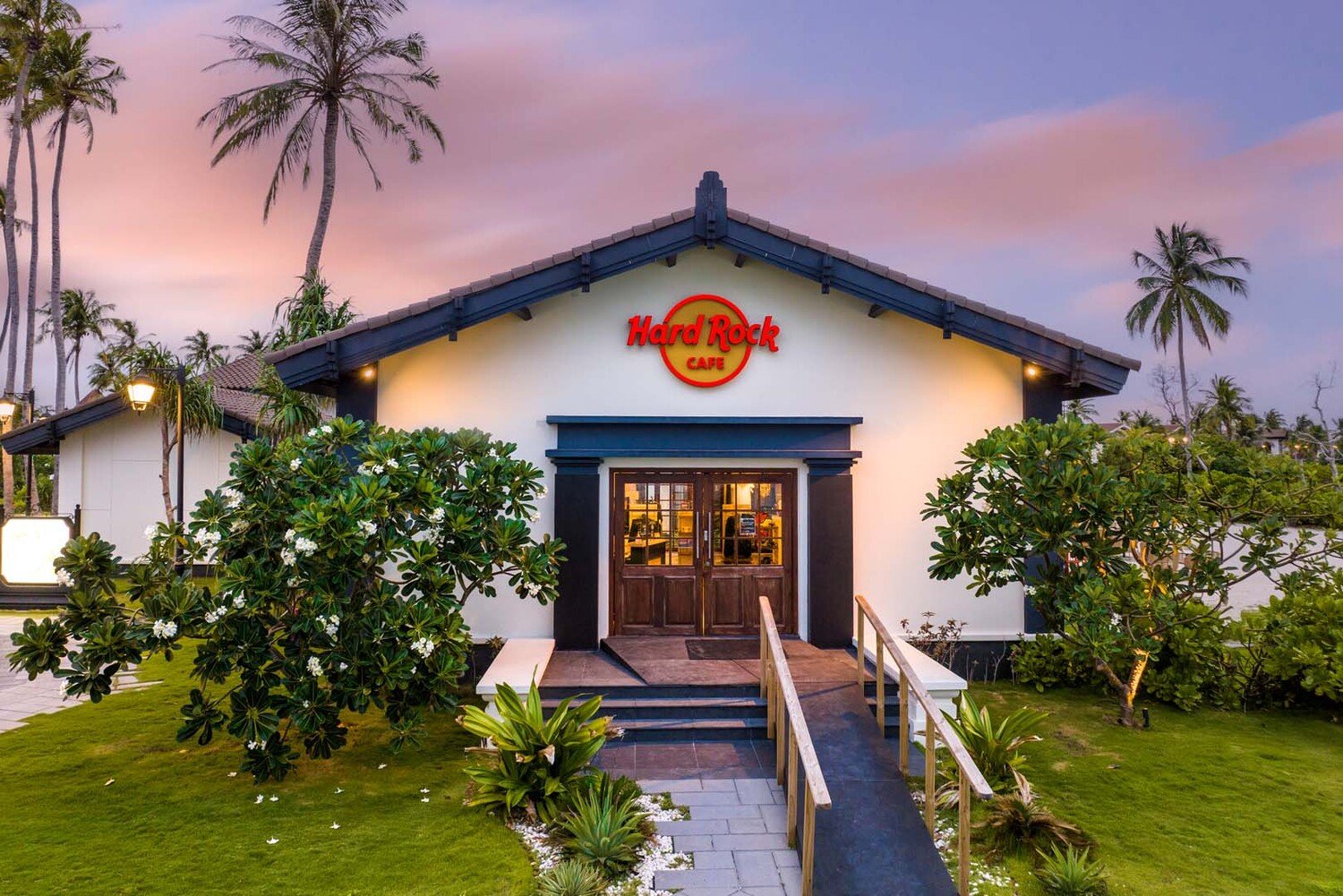 Hard Rock Hotel Maldives, hard rock cafe maldives