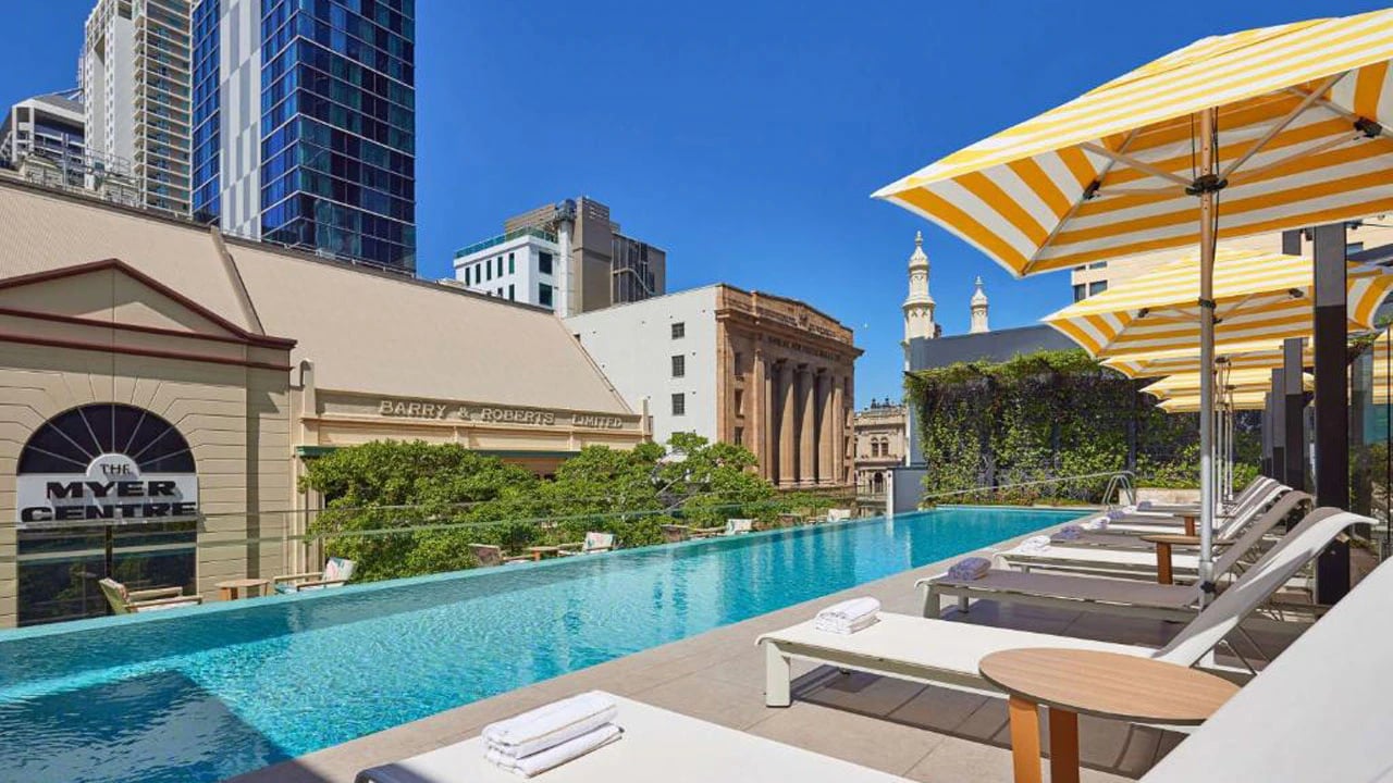 Hyatt Regency Brisbane, the pool