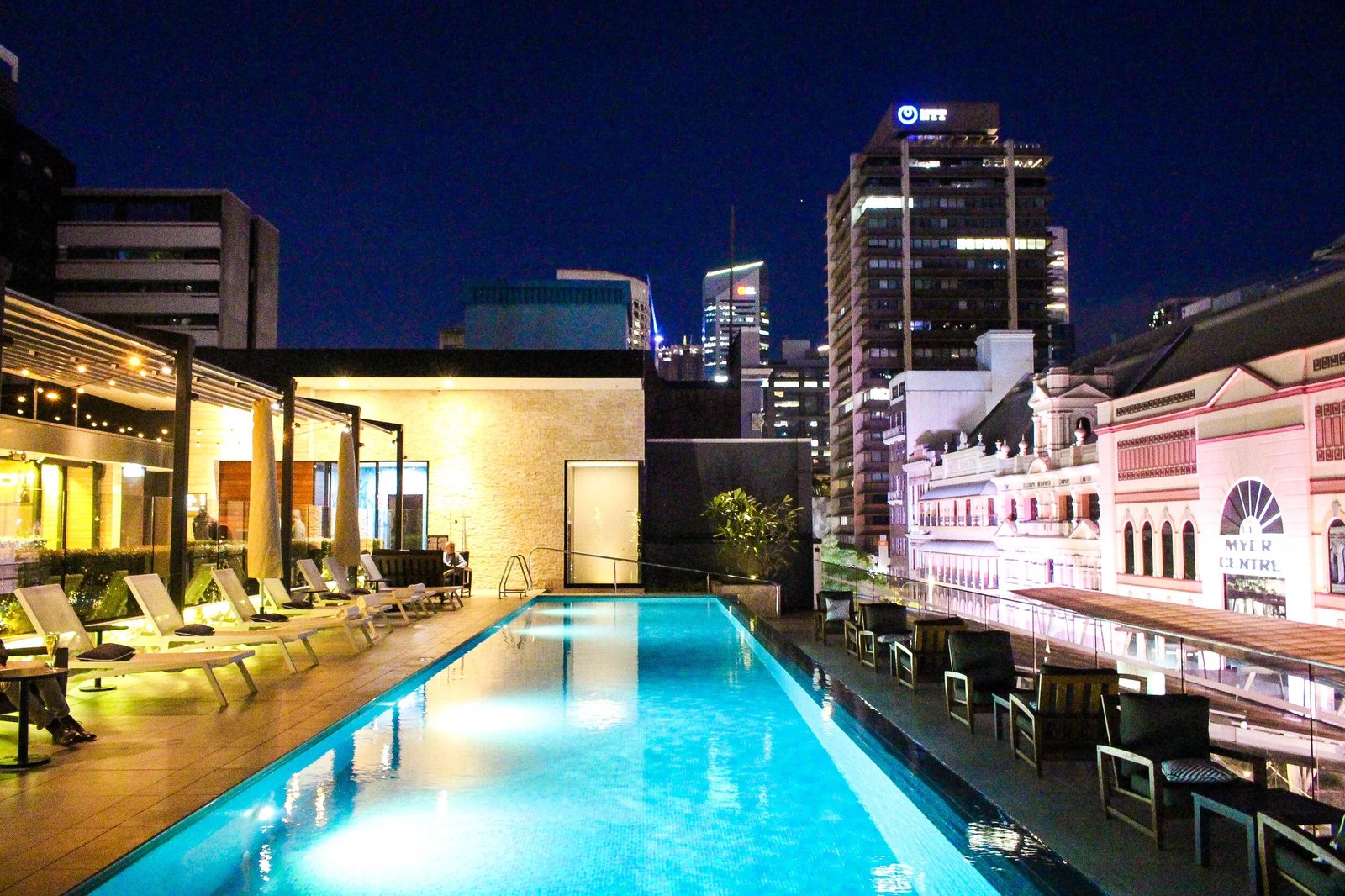 Hyatt Regency Brisbane, the pool