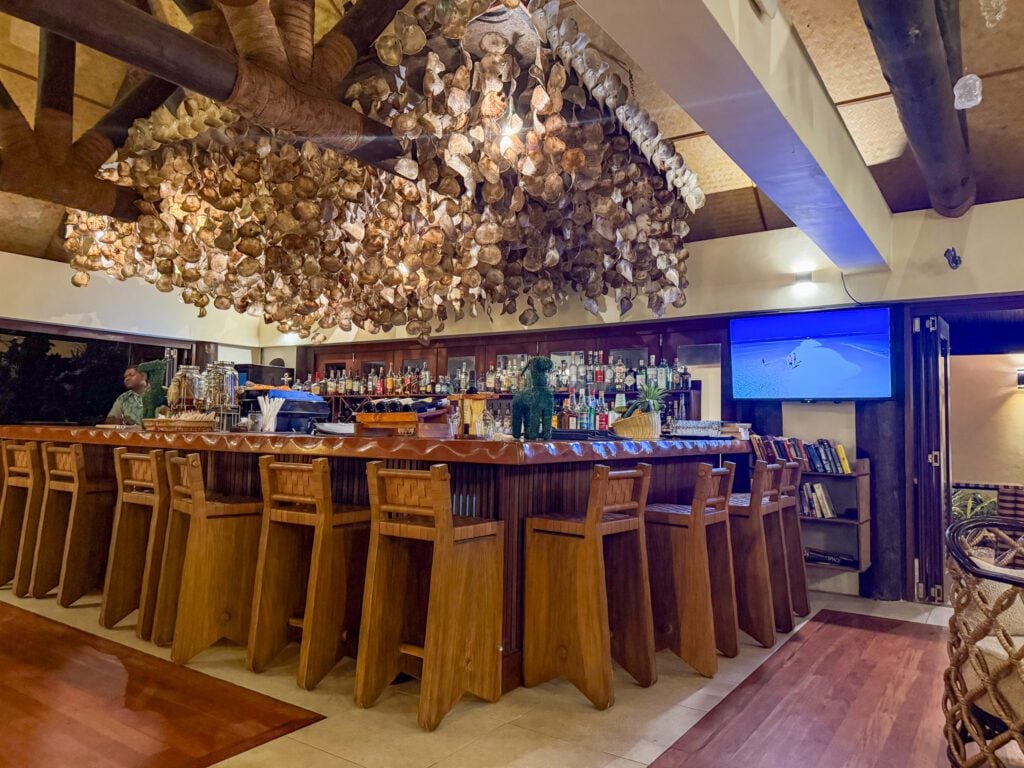 Nanuku Resort, Fiji, at the table