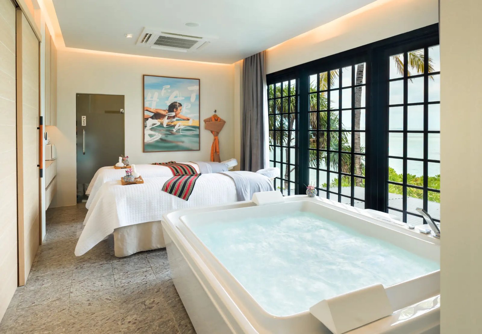 SAii Lagoon Maldives, Curio Collection by Hilton, the spa