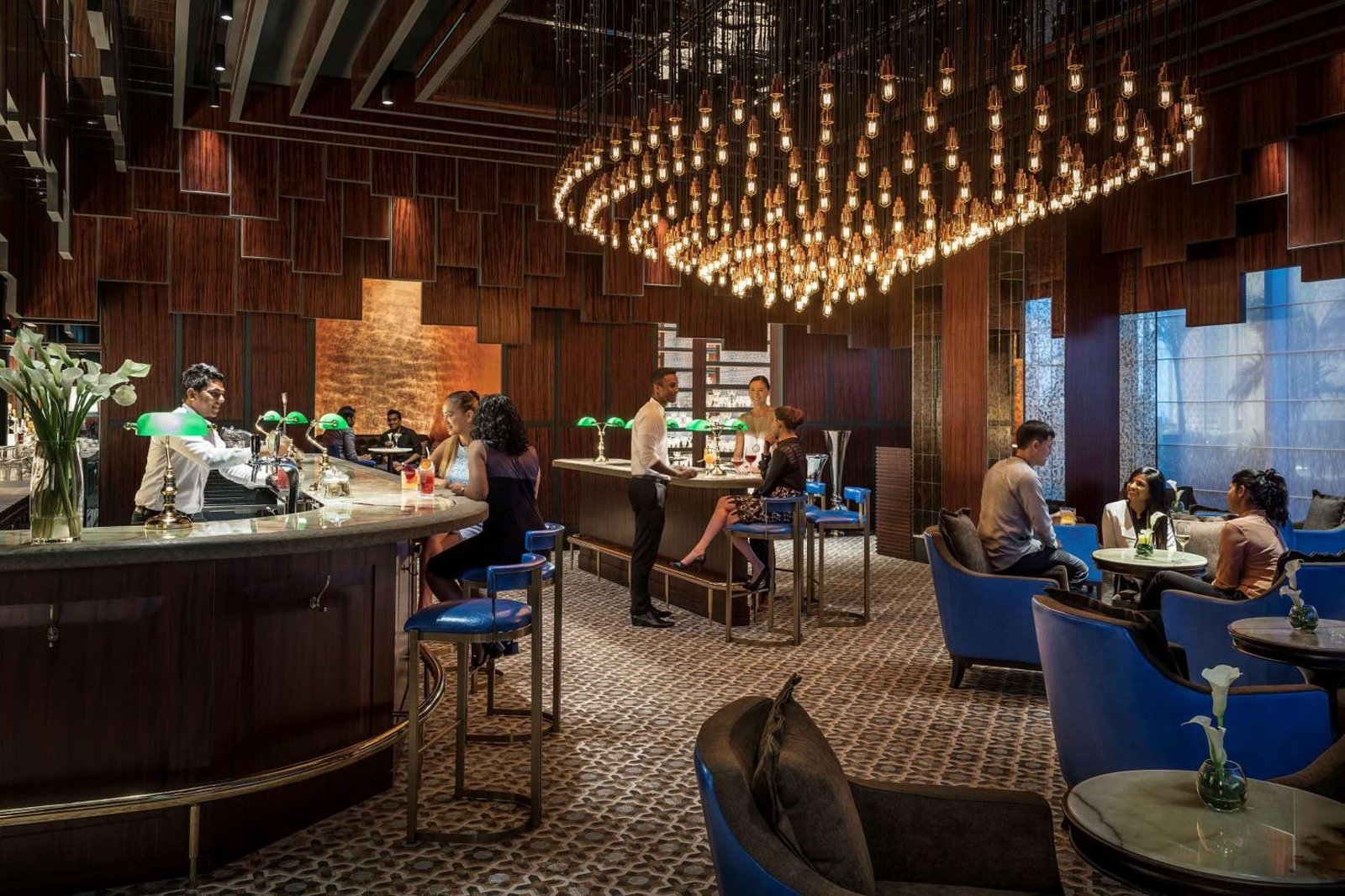 Shangri-La Colombo, at the table