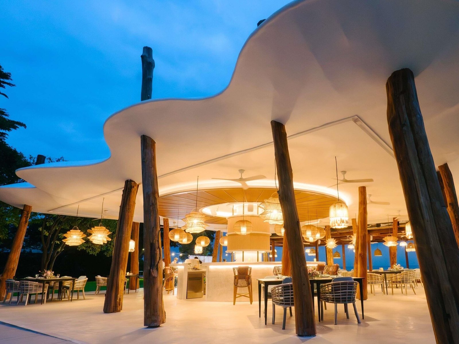 SO/ Sofitel Hua Hin, white oven