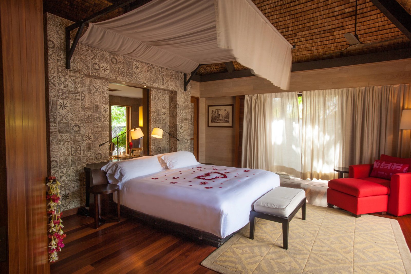 The St. Regis Bora Bora Resort, rooms