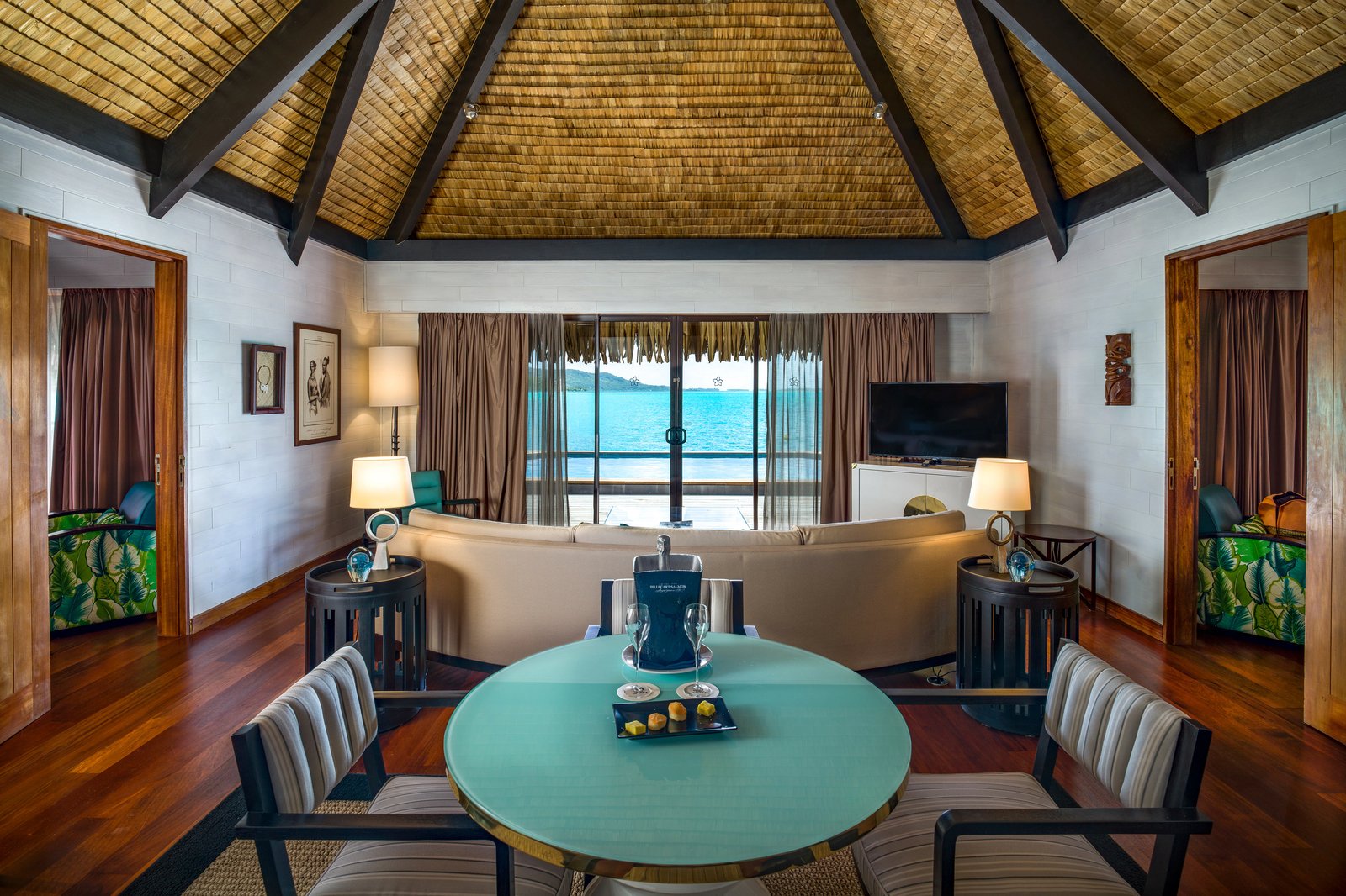 The St. Regis Bora Bora Resort, rooms