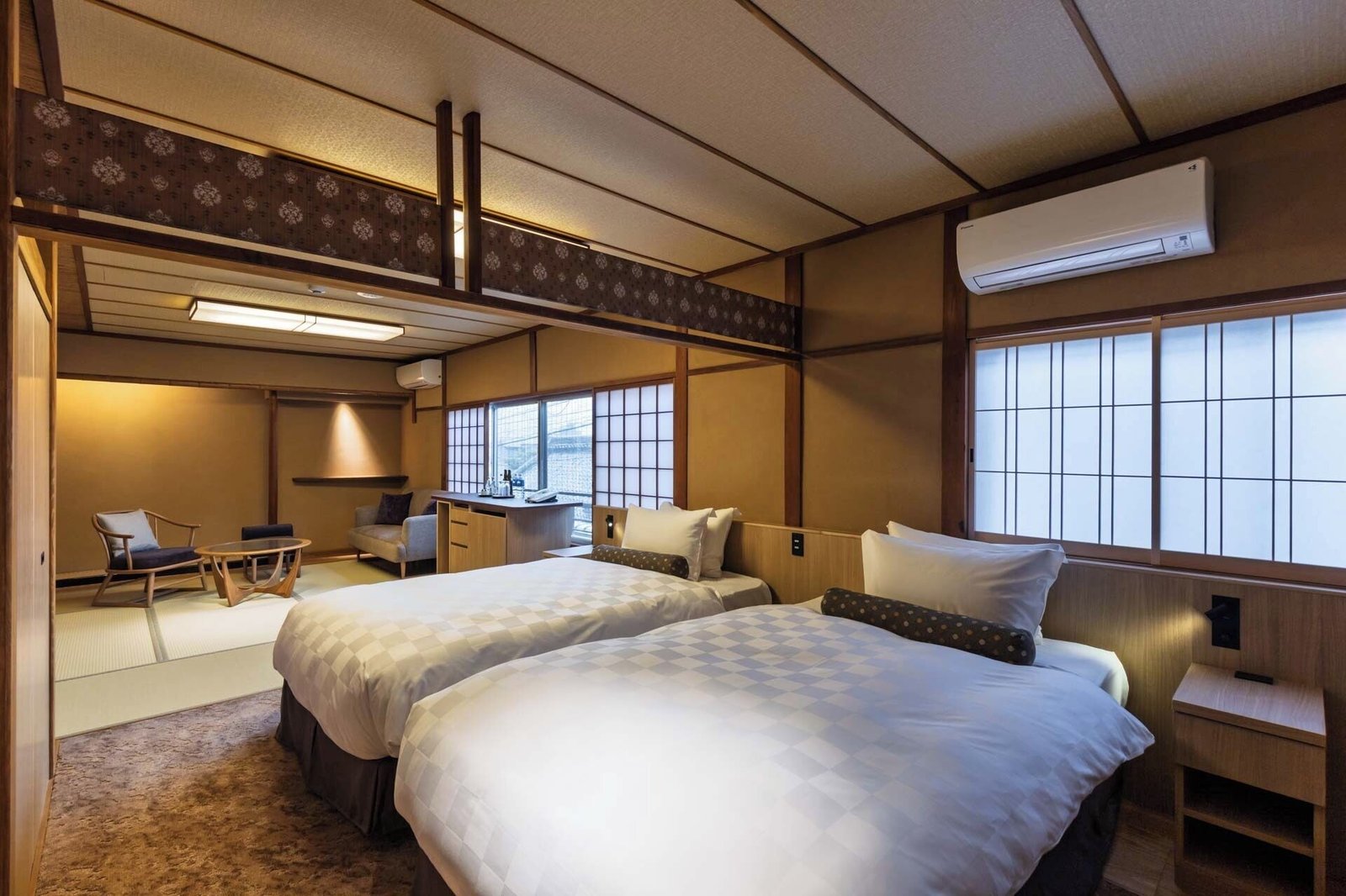 Sakanoue Hotel — rooms