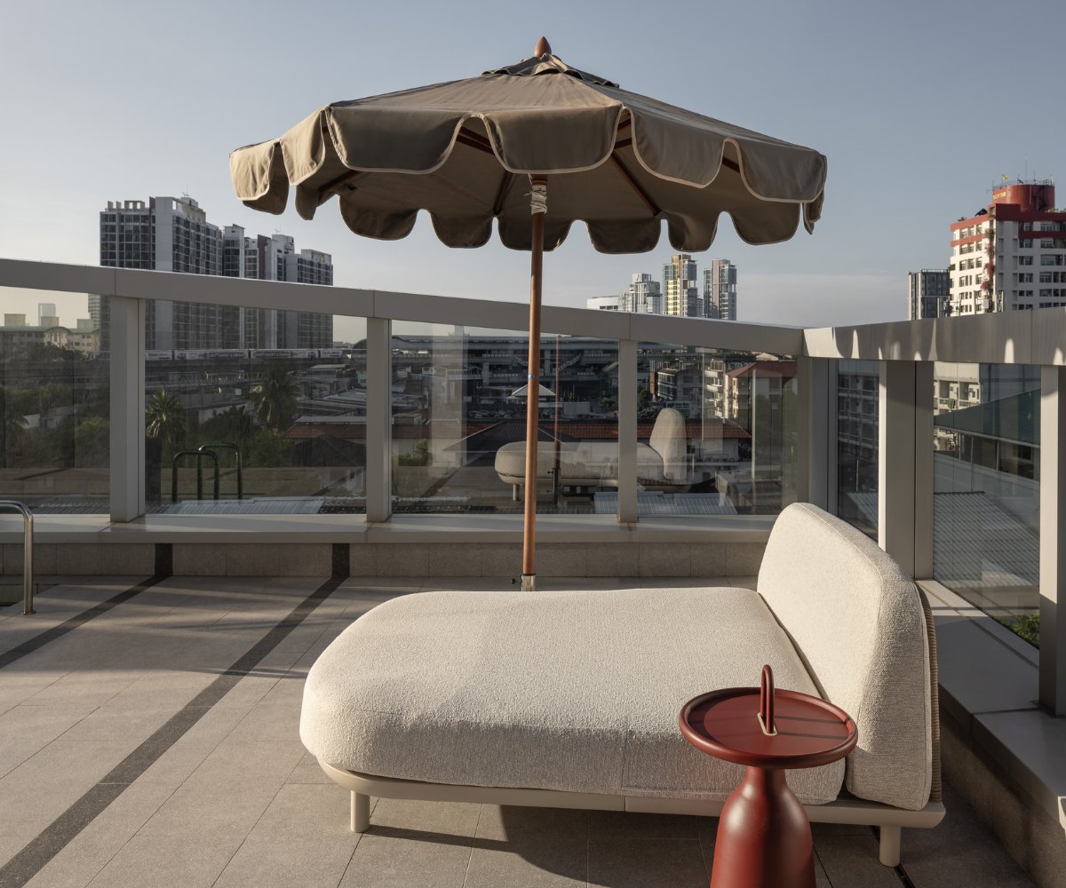 YOTEL Bangkok Sukhumvit, the pool