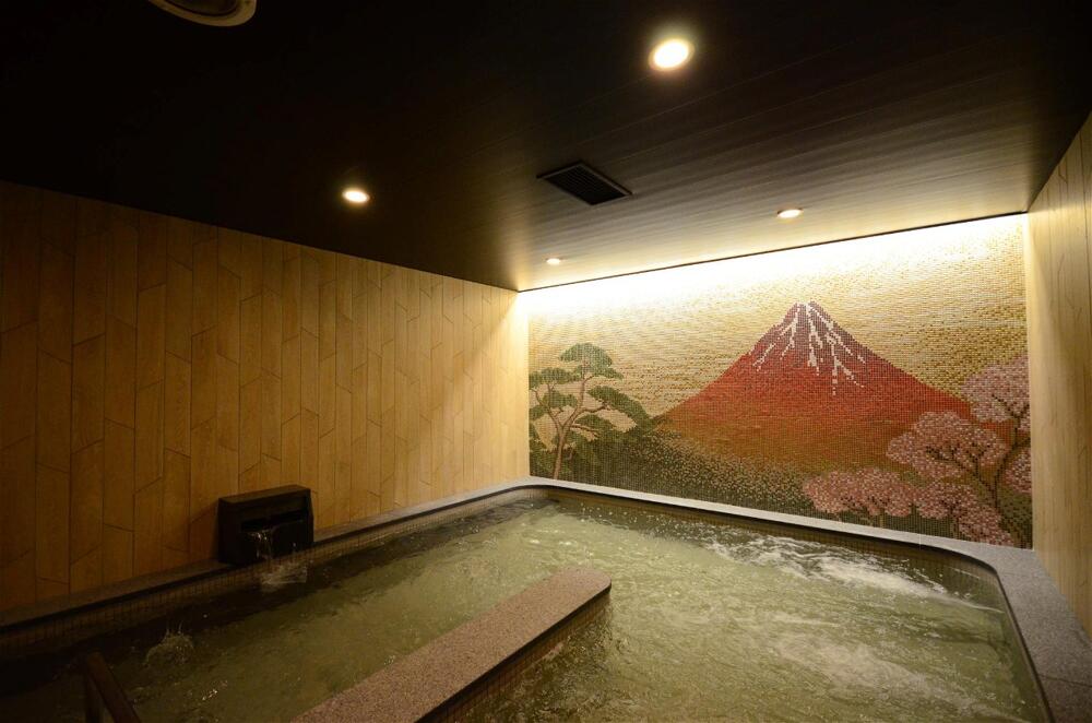 First Cabin Midosuji Namba