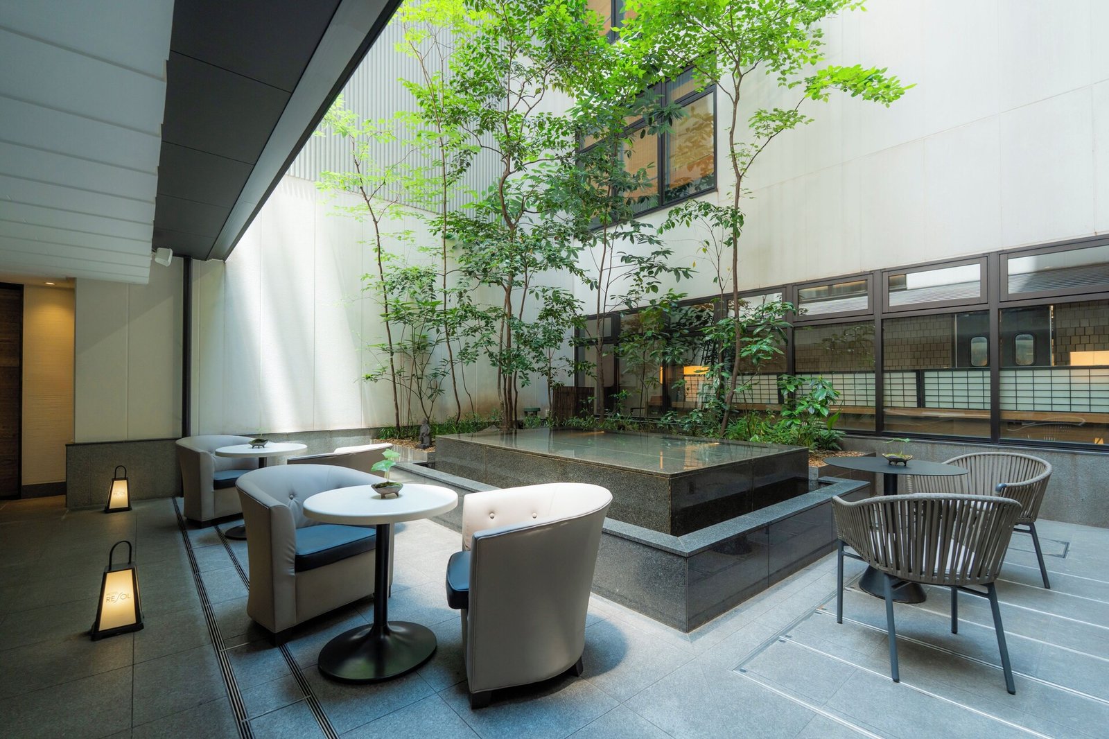 Hotel Resol Trinity Kyoto — vibe