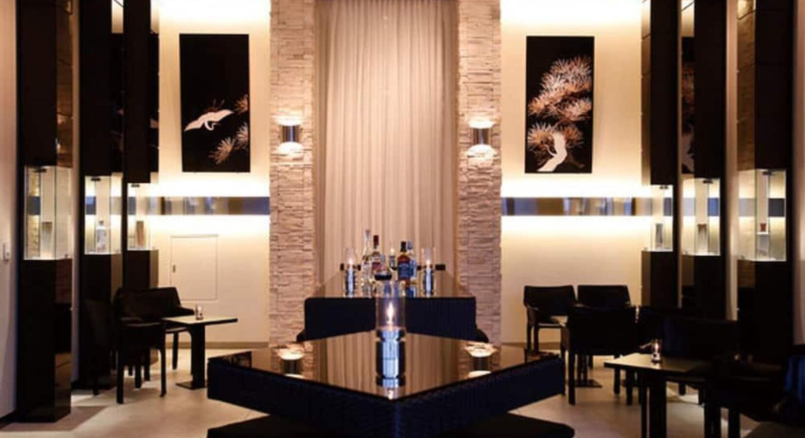 The Screen Hotel — eat & drink