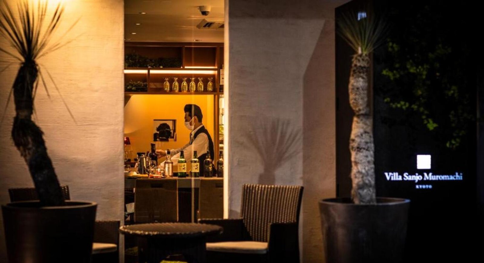 Villa Sanjo Muromachi, ground-floor lounge and gallery