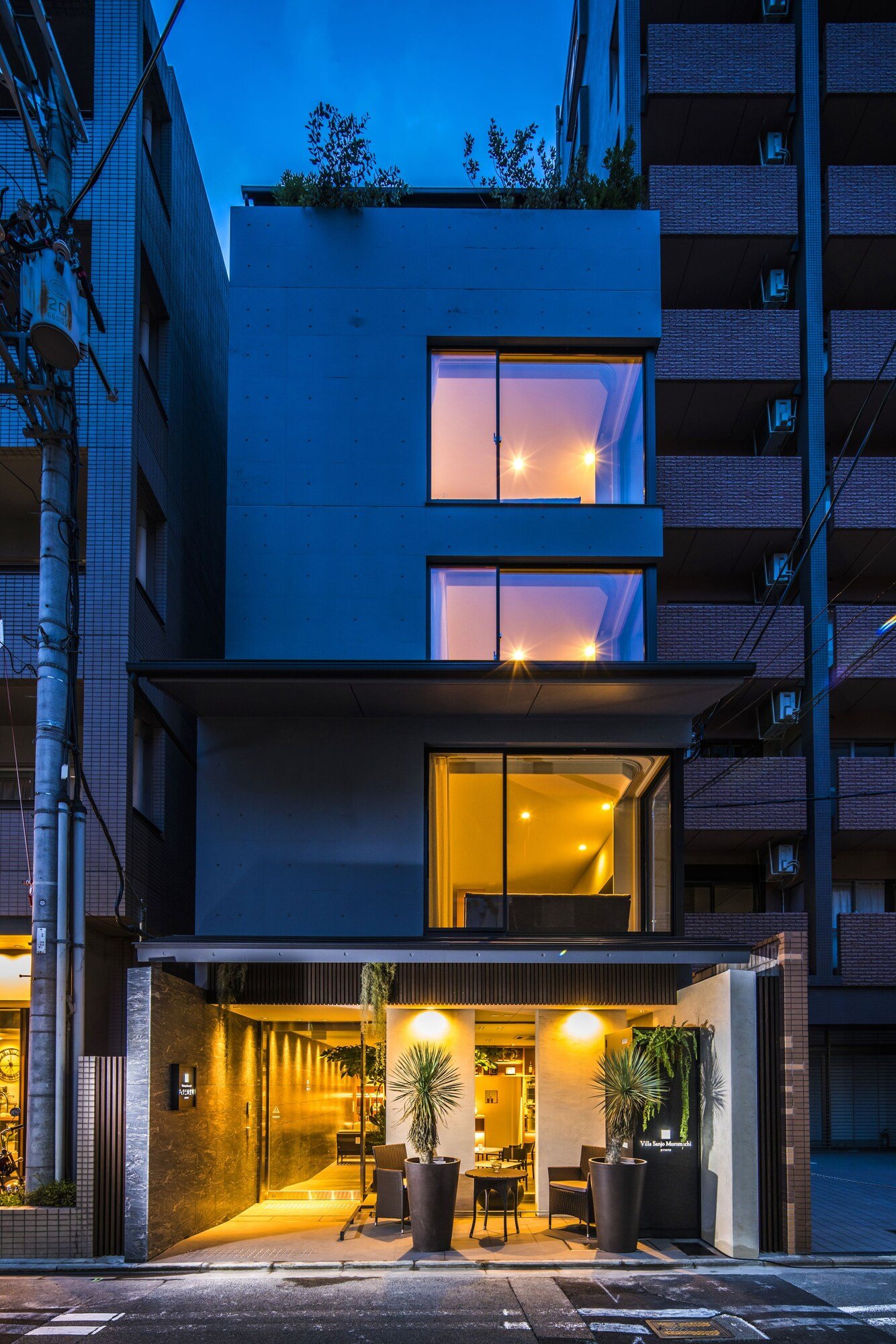 Villa Sanjo Muromachi — backstory
