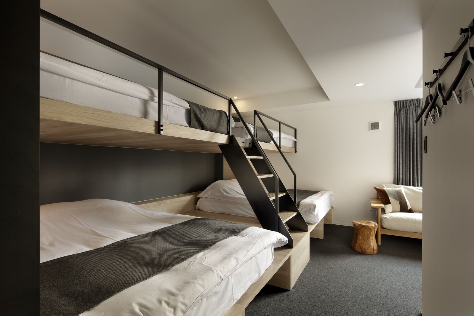 Piece Hostel Sanjo — rooms
