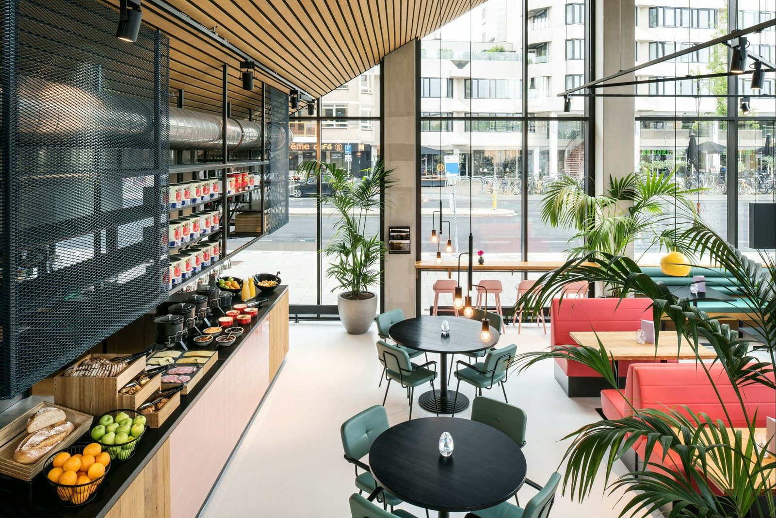 The Social Hub Eindhoven, the social hub restaurant & bar
