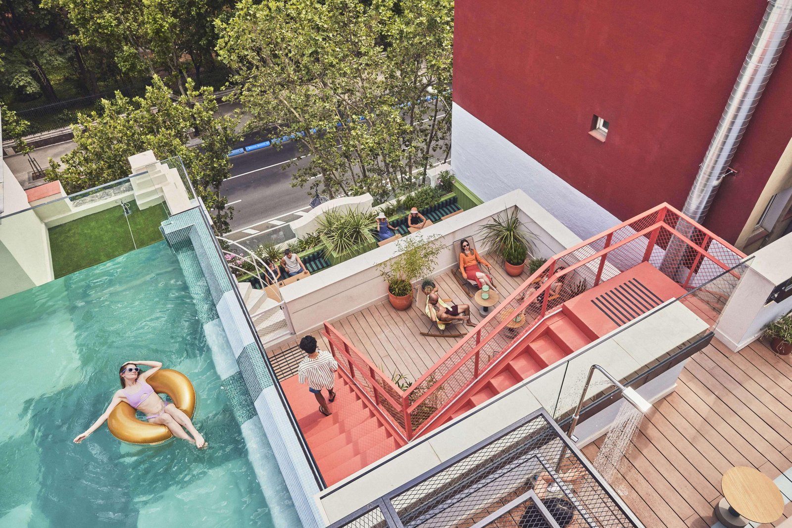 The Social Hub Madrid, the pool