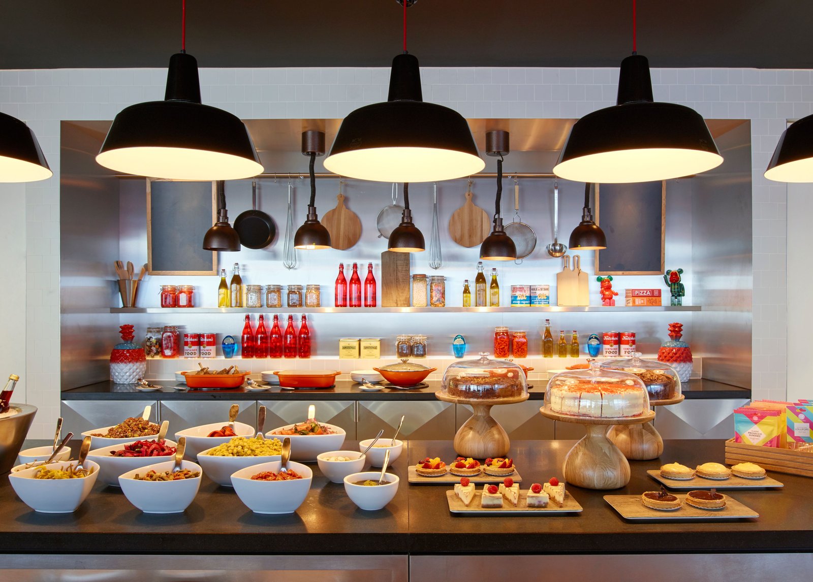 citizenM London Shoreditch, canteenm