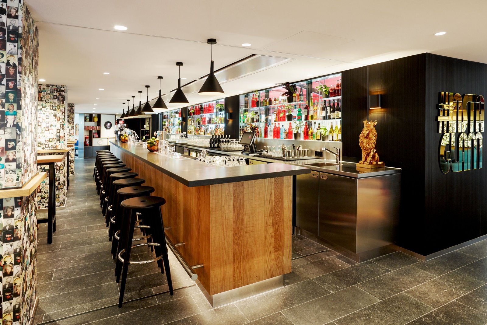 citizenM Paris Champs-Elysees, canteenm