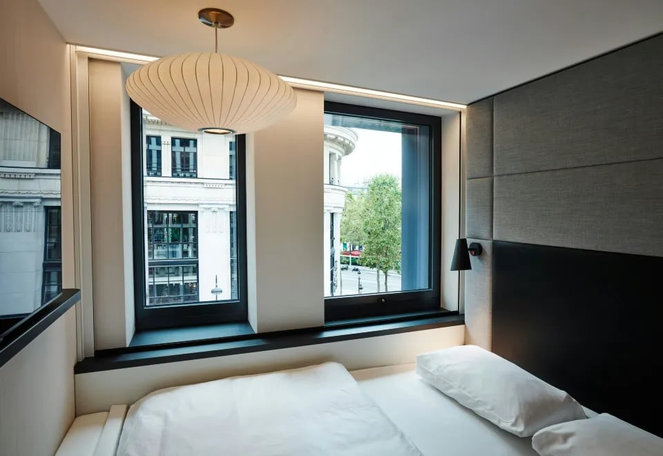citizenM Paris Champs-Elysees