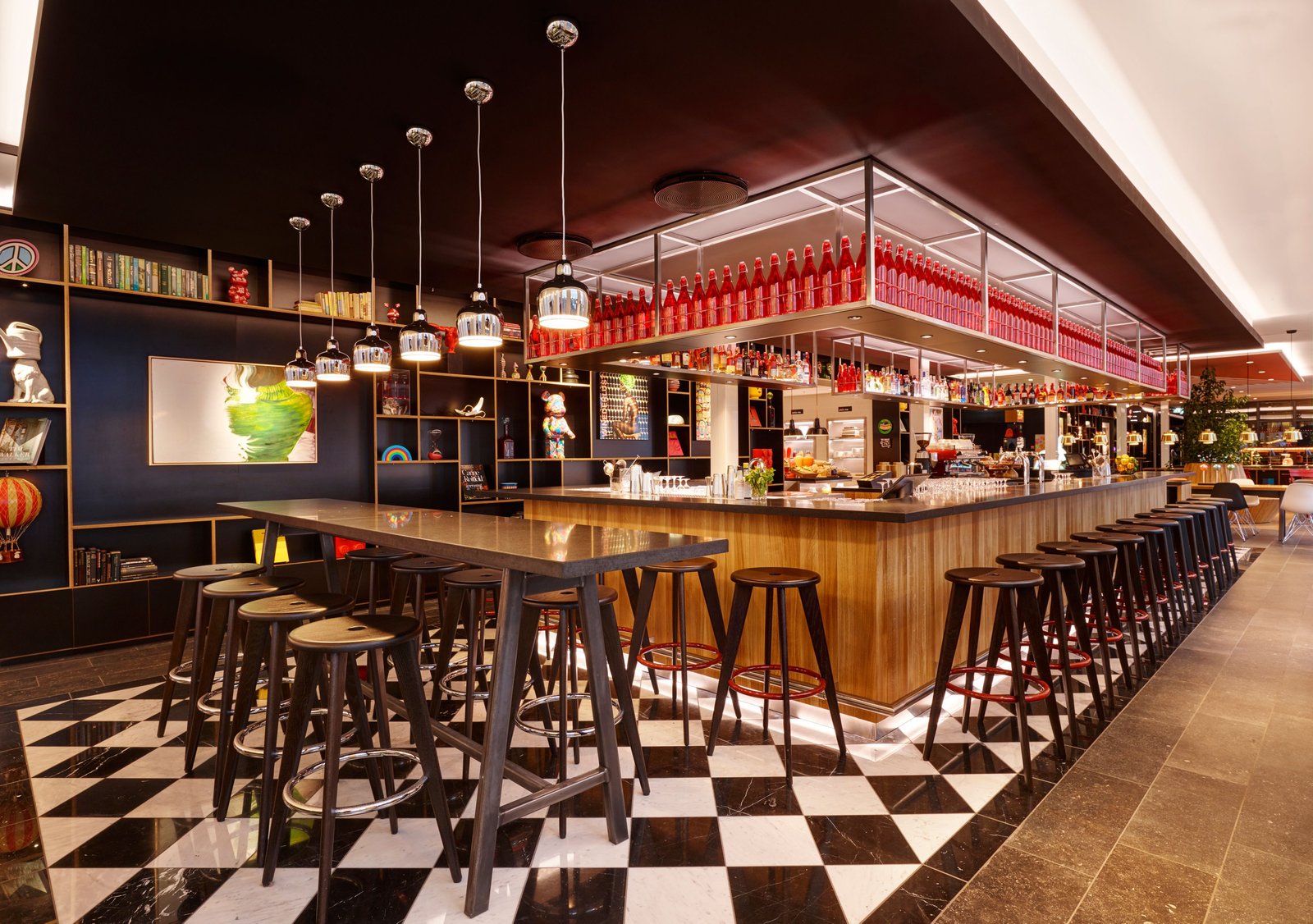 citizenM Copenhagen Radhuspladsen, canteenm