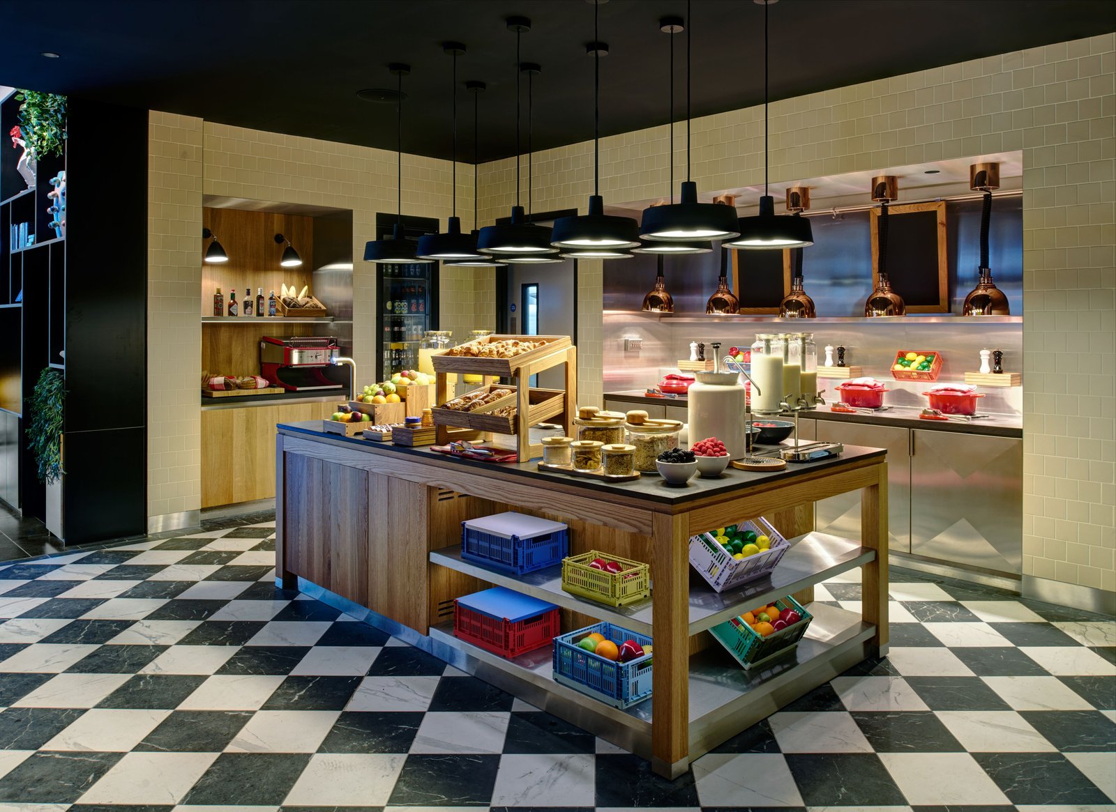 citizenM Dublin St. Patrick's, canteenm