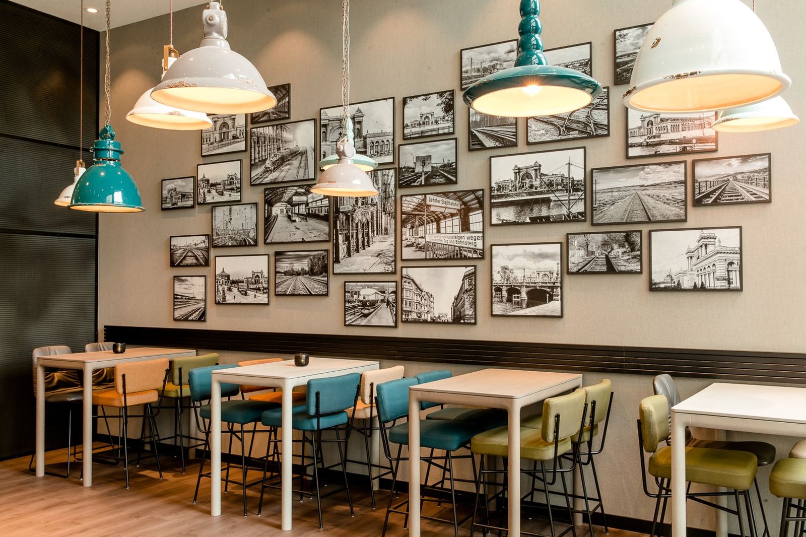 Hotel Motel One Berlin-Hauptbahnhof, the one lounge