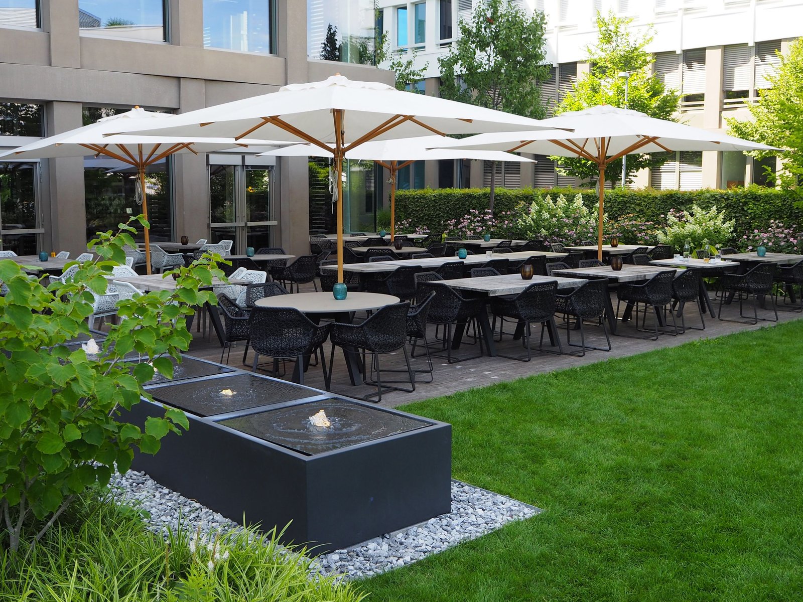 Motel One Munich-Campus, at the table