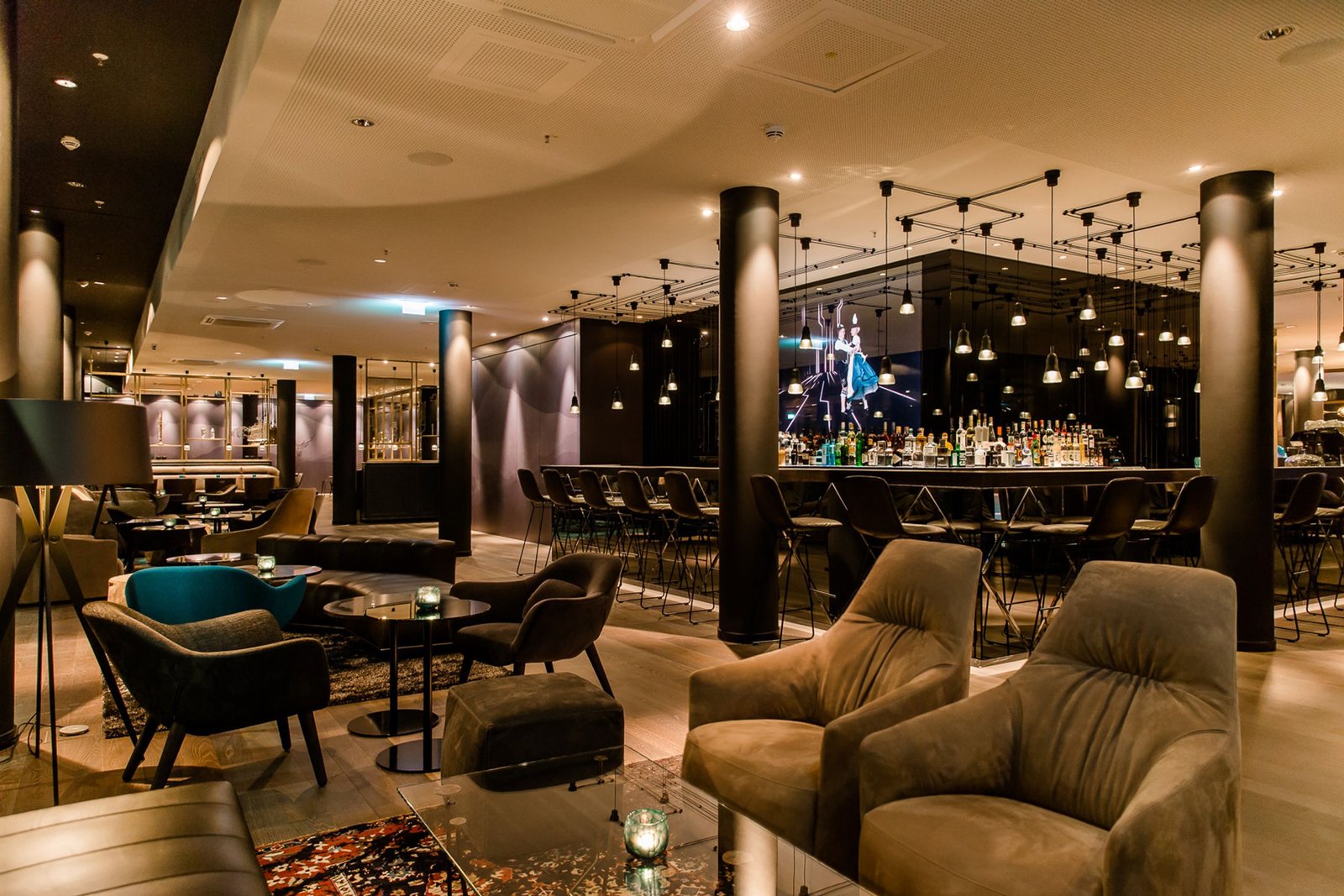 Hotel Motel One München-Parkstadt Schwabing, cloud one bar