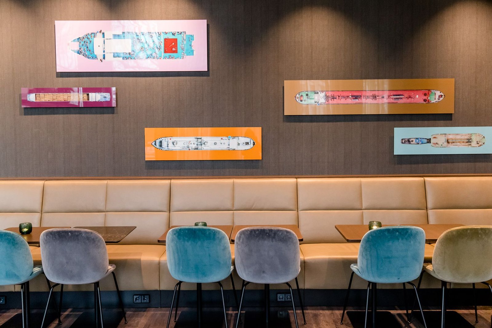 Hotel Motel One Köln-Altstadt, one lounge