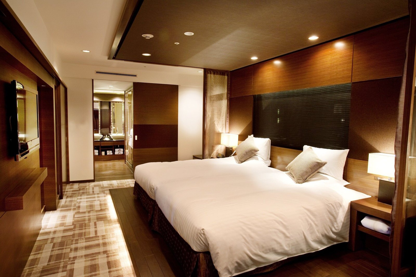 Kyoto Brighton Hotel — rooms