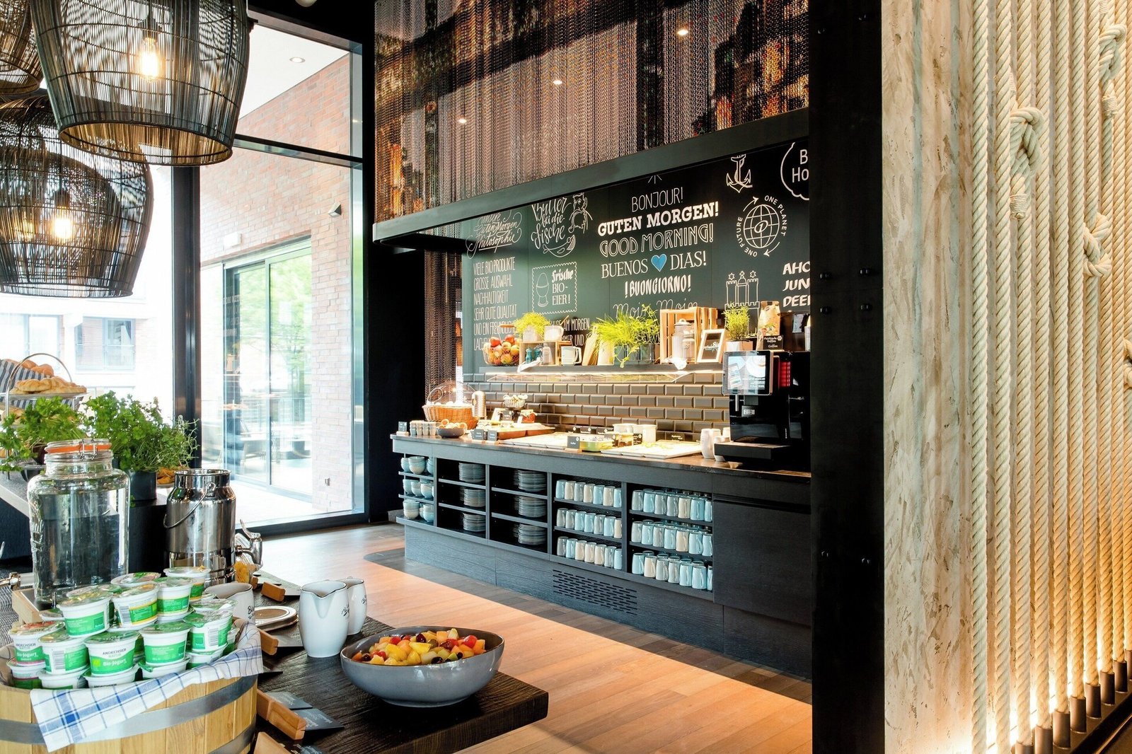 Motel One Hamburg-Fleetinsel, one lounge