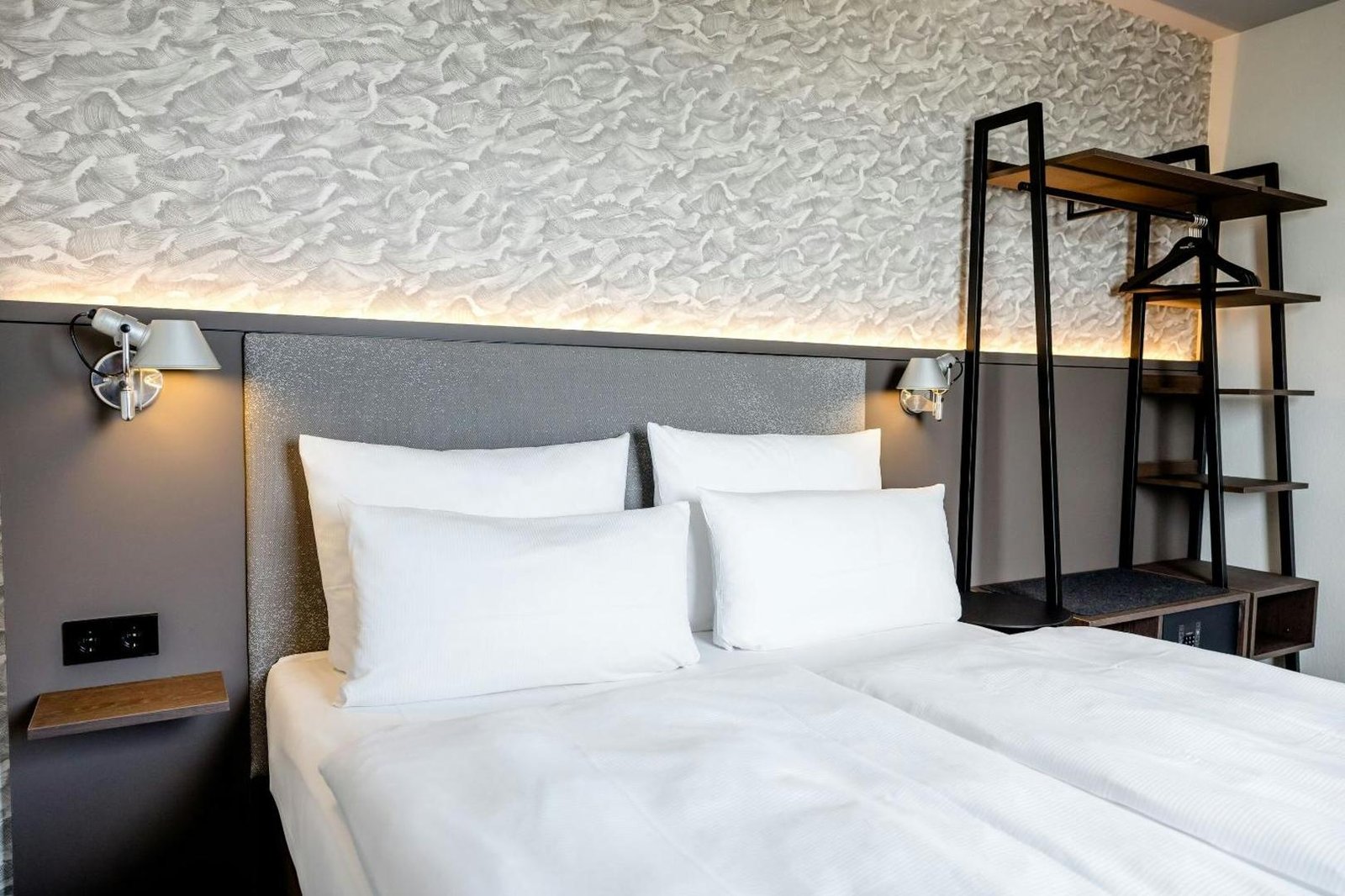Hotel Motel One Hamburg-Alster, rooms