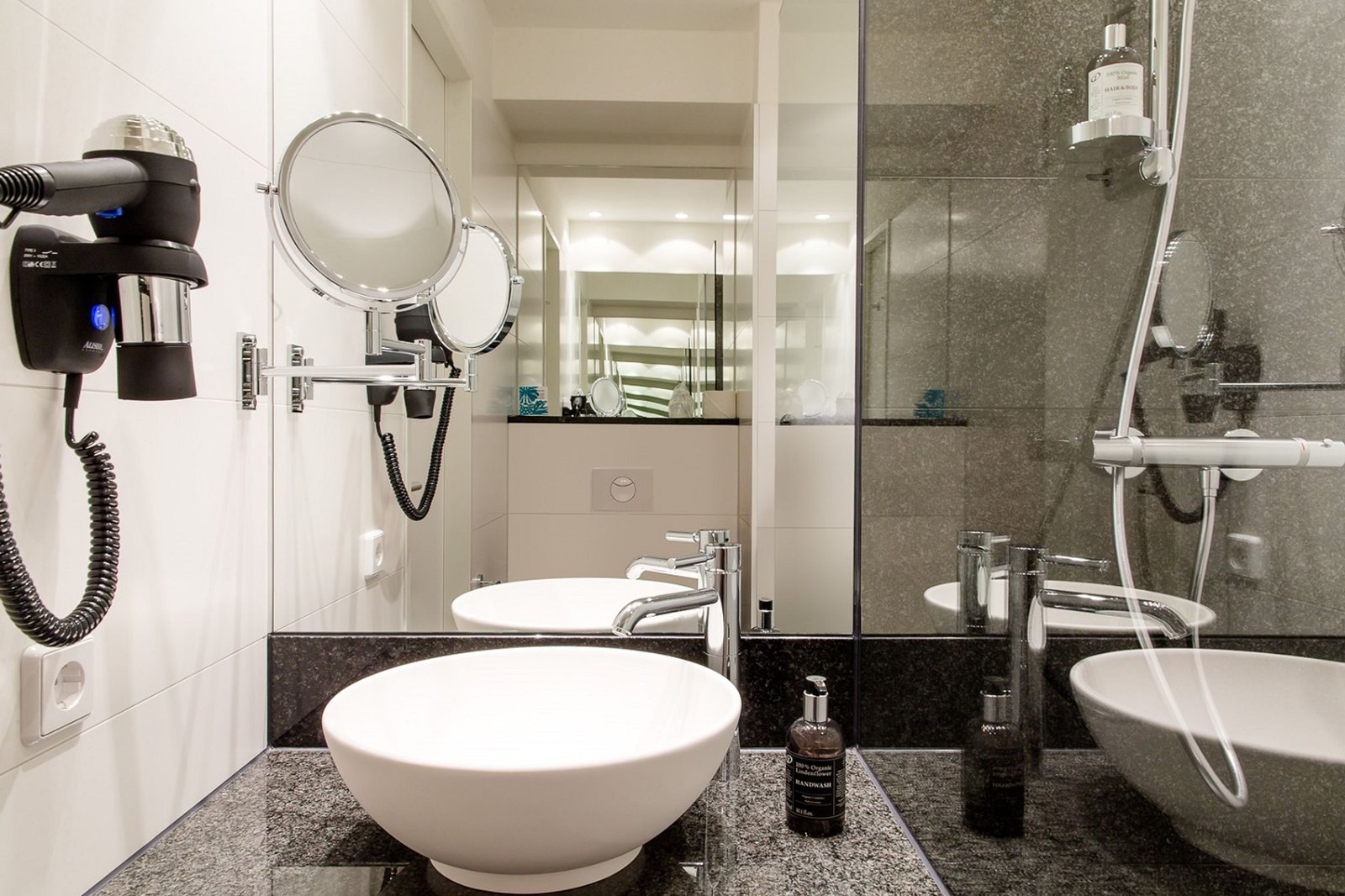 Hotel Motel One Hamburg-Airport, rooms