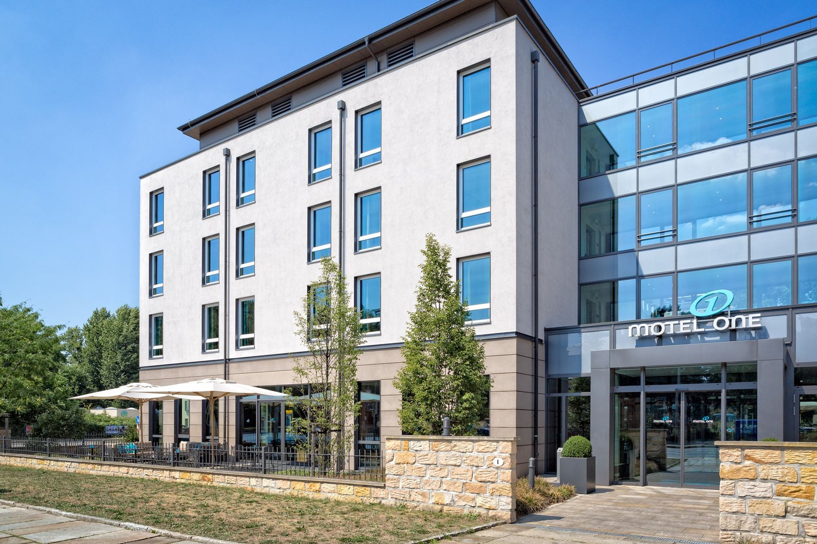 Hotel Motel One Dresden-Palaisplatz, how it began