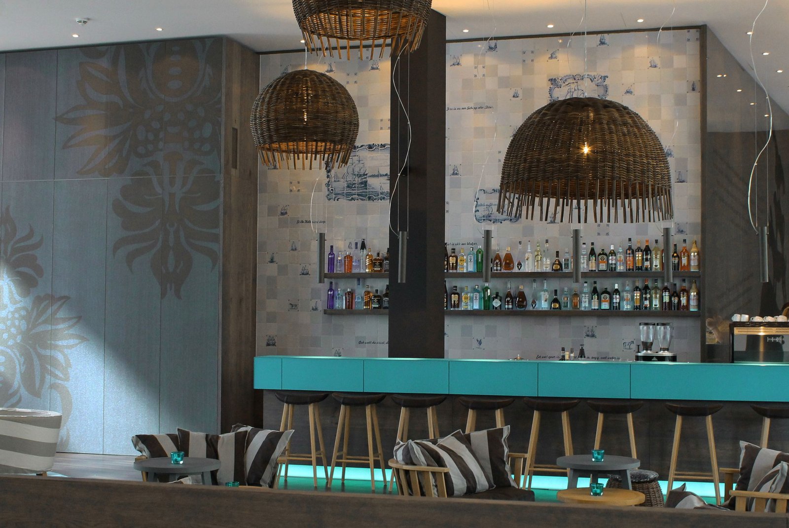 Hotel Motel One Bremen, one lounge