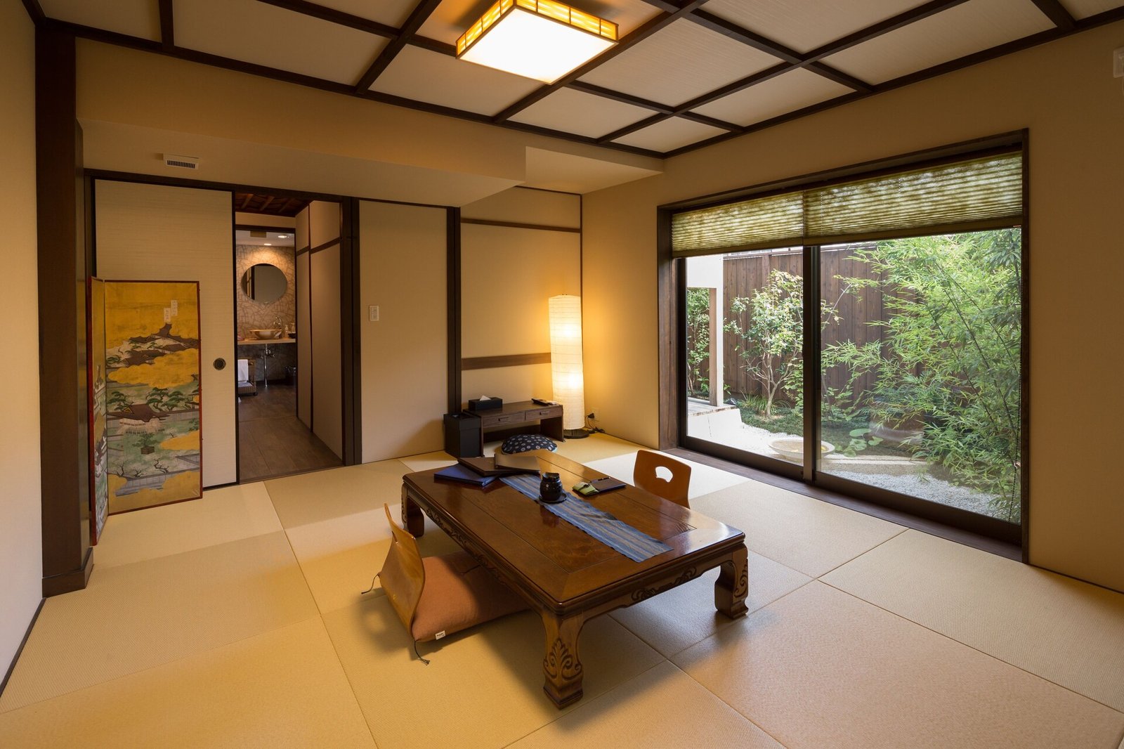 Nazuna Kyoto Nijo-jo — rooms