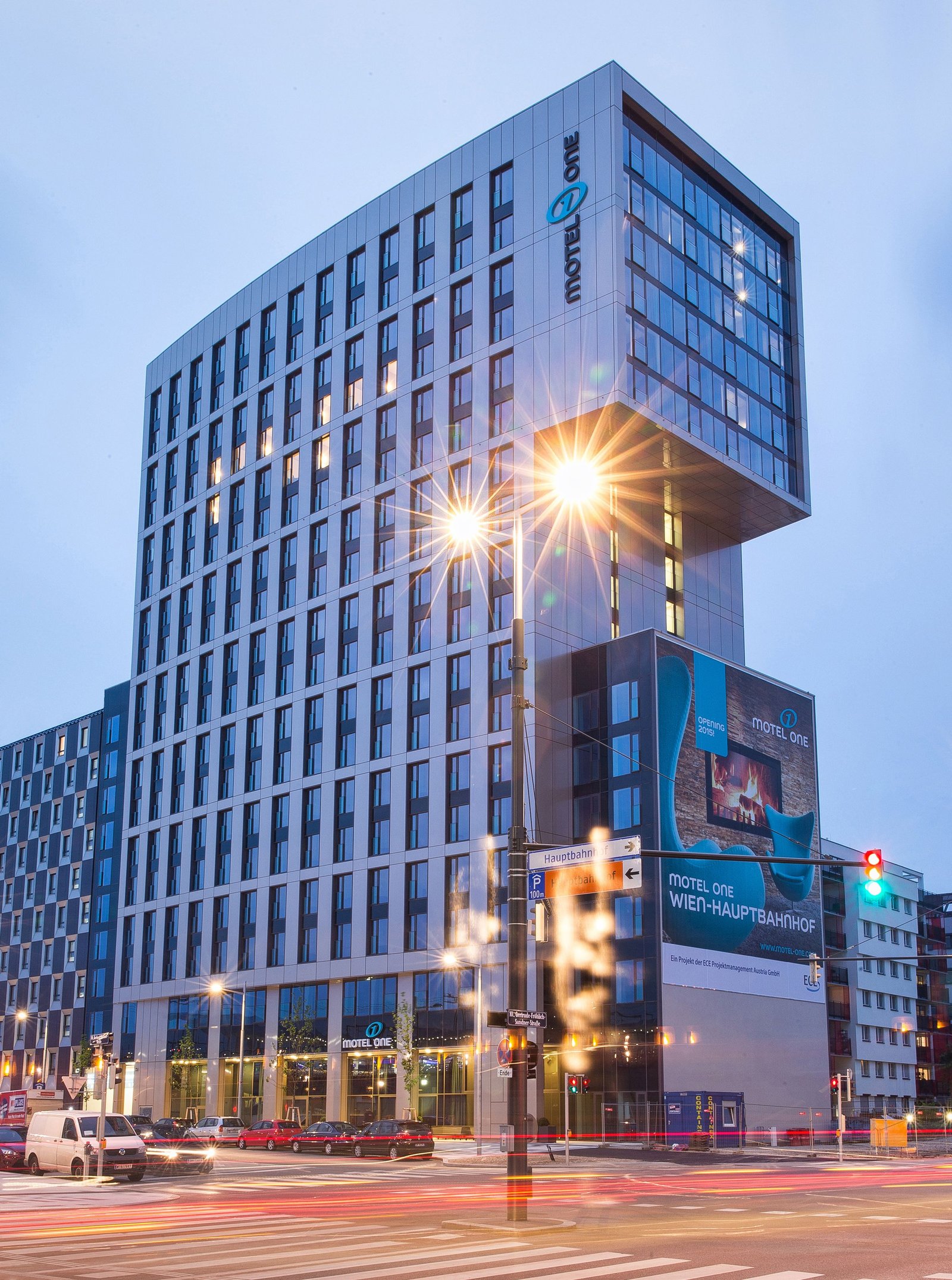 Hotel Motel One Wien-Hauptbahnhof, how it began
