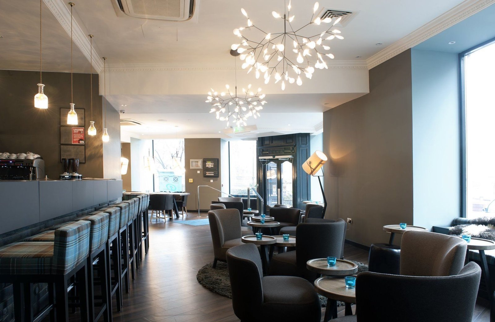 Motel One Edinburgh Royal, the one lounge
