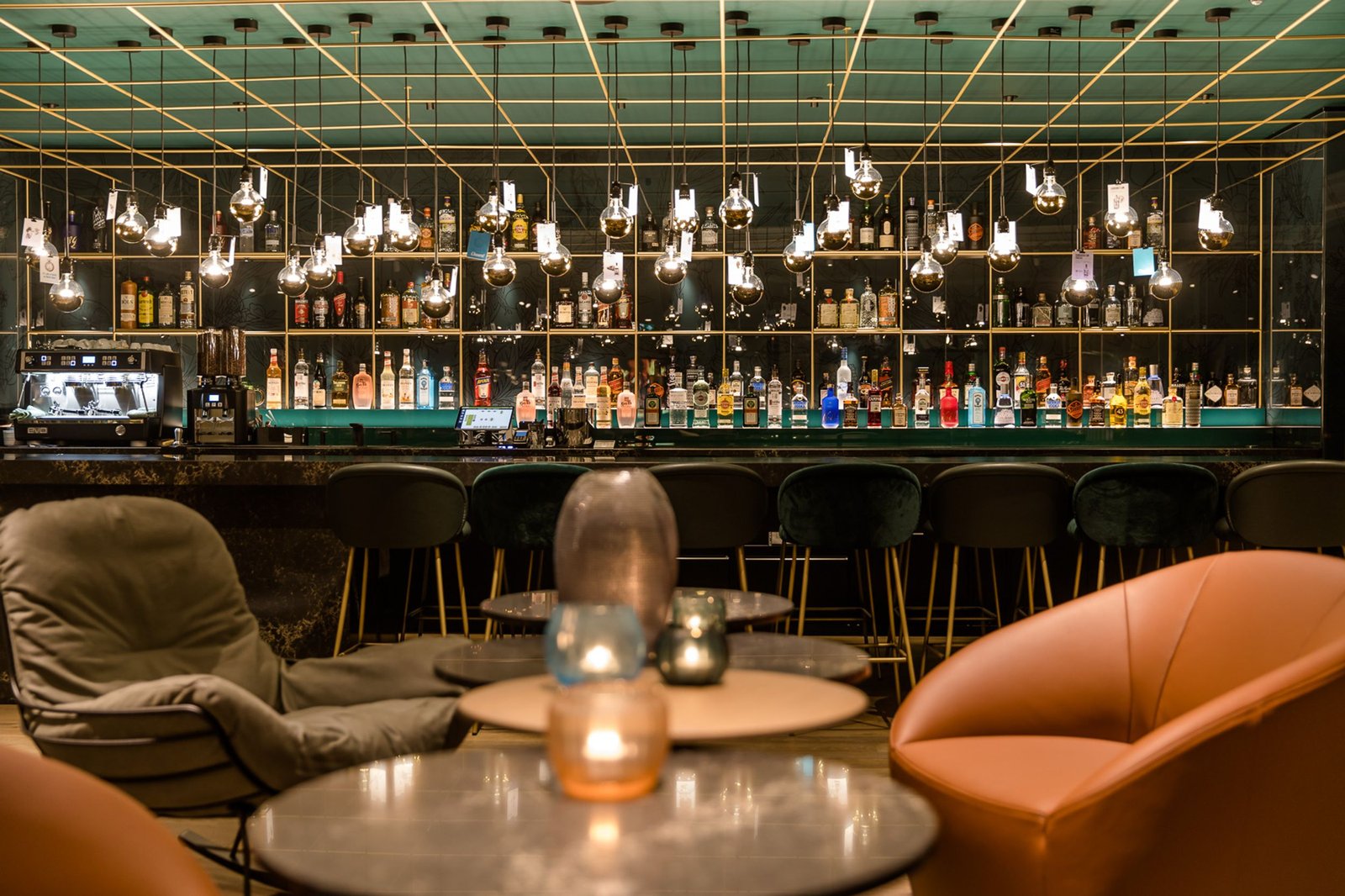 Motel One Rotterdam, cloud one bar