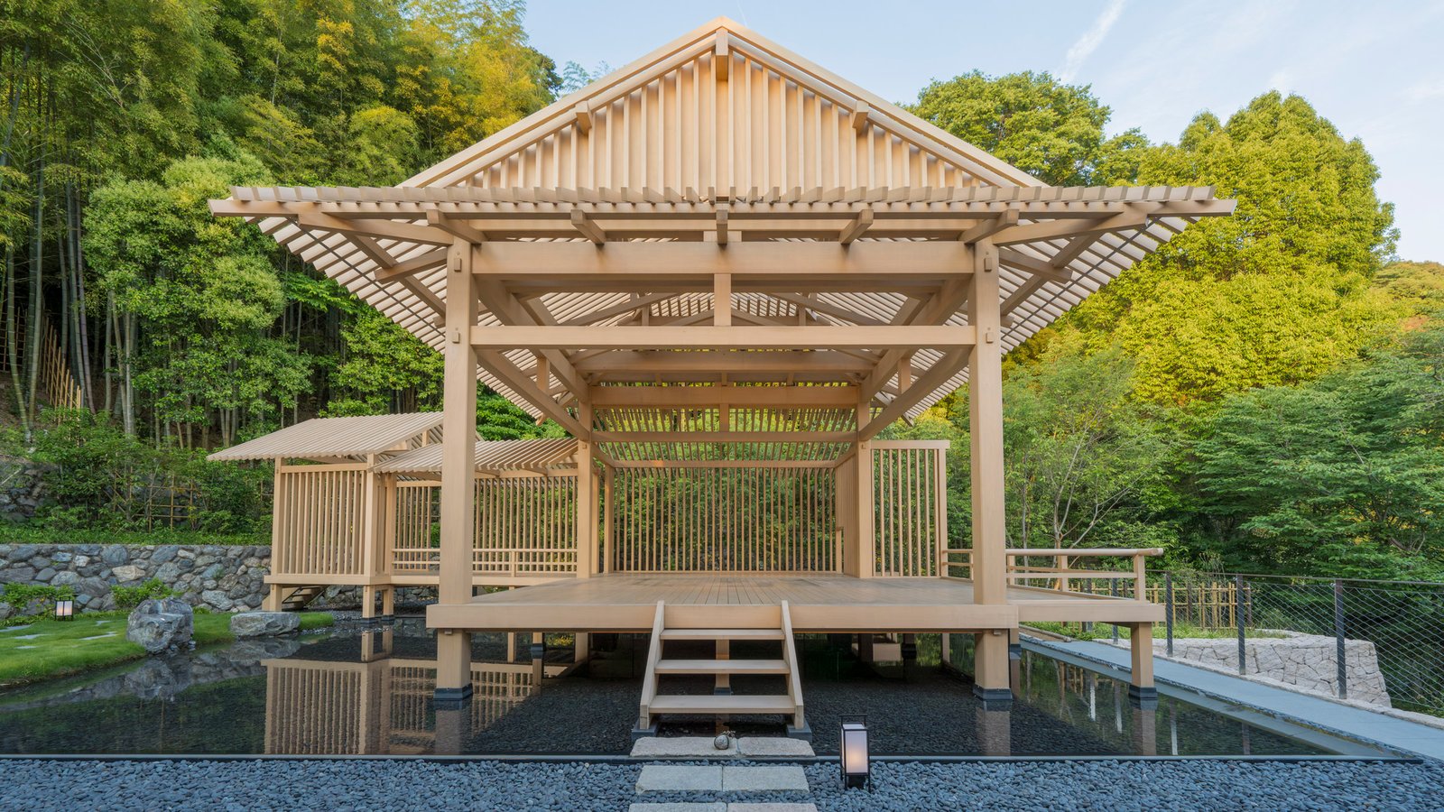 Banyan Tree Higashiyama Kyoto Hotel — vibe