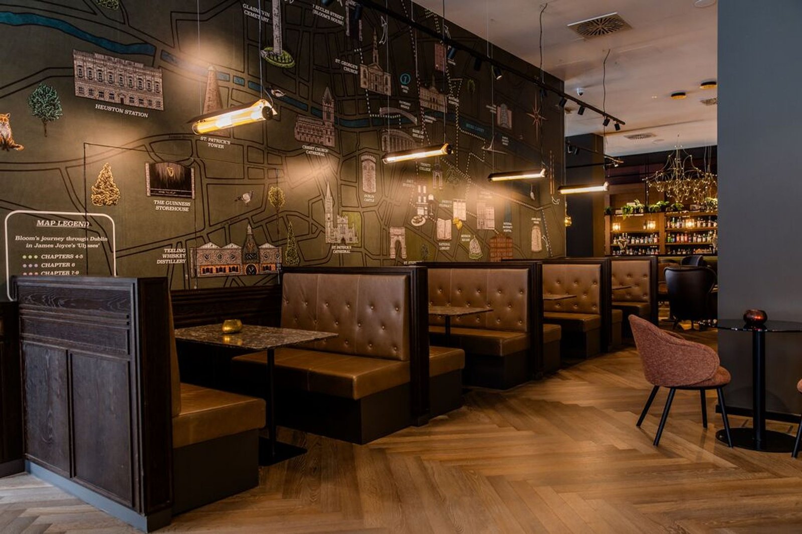Motel One Dublin, at the table