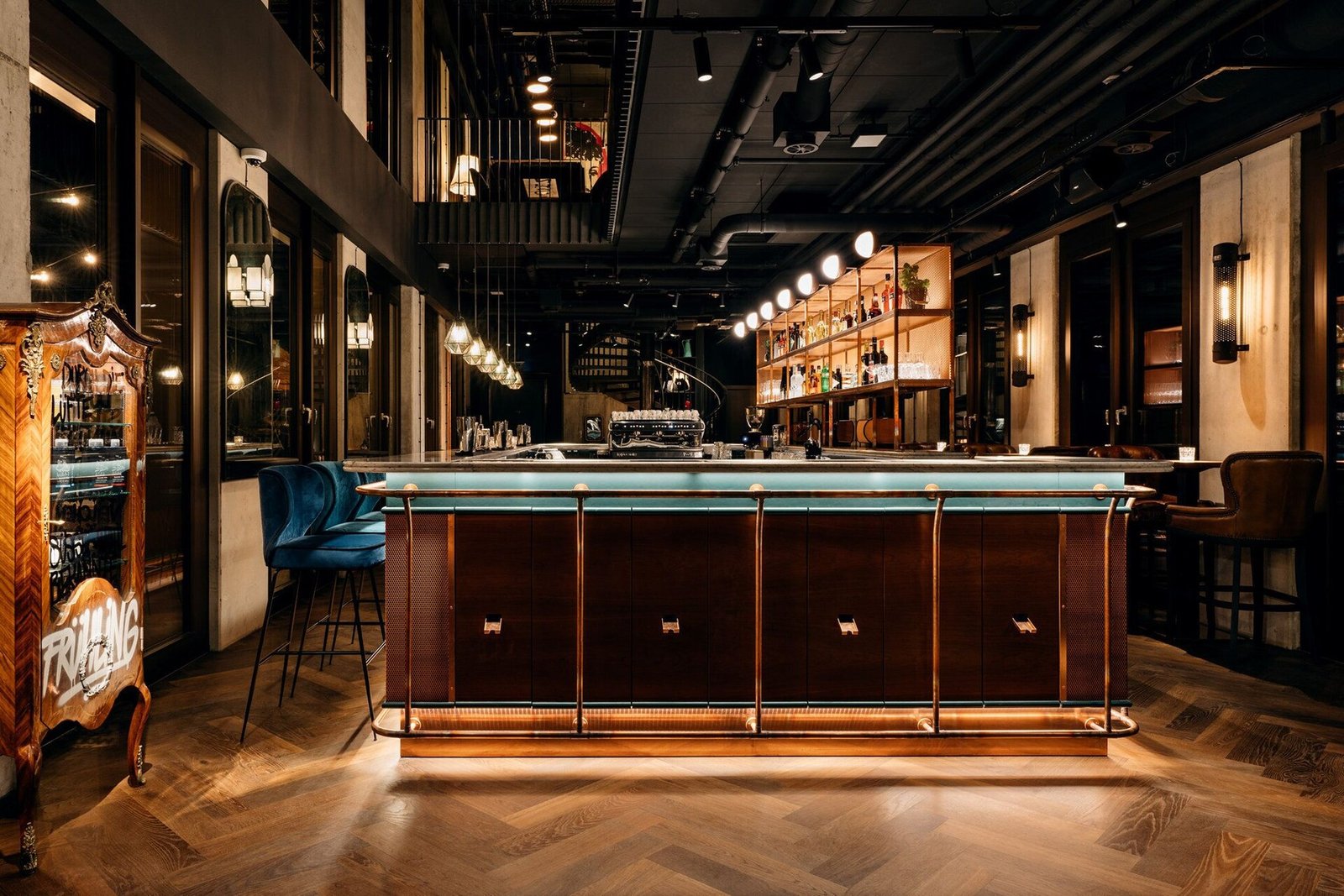 Ruby Louise Hotel Frankfurt by IHG, ruby louise bar & rooftop terrace
