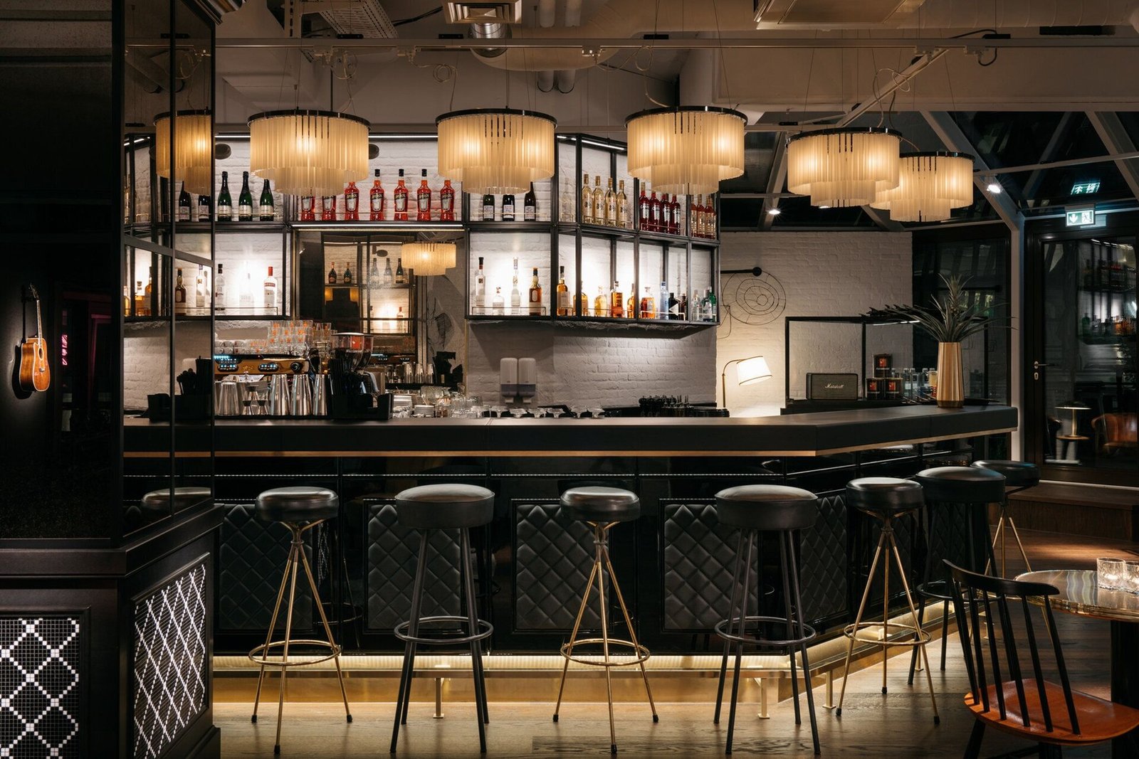 Ruby Coco Hotel Dusseldorf by IHG, at the table