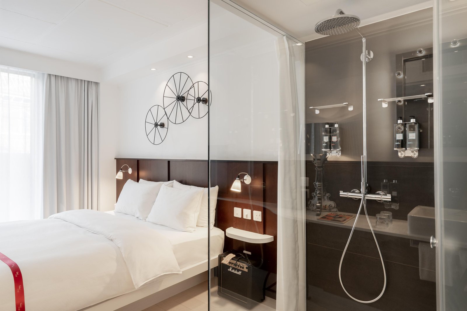 Ruby Lucy Hotel London by IHG, rooms