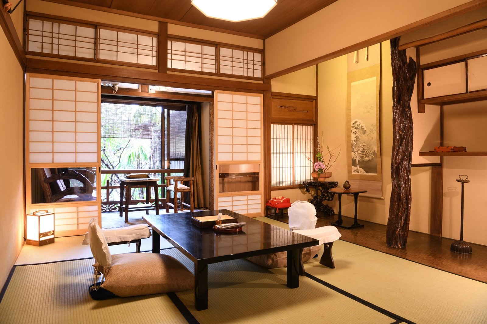 Seikoro Ryokan — rooms