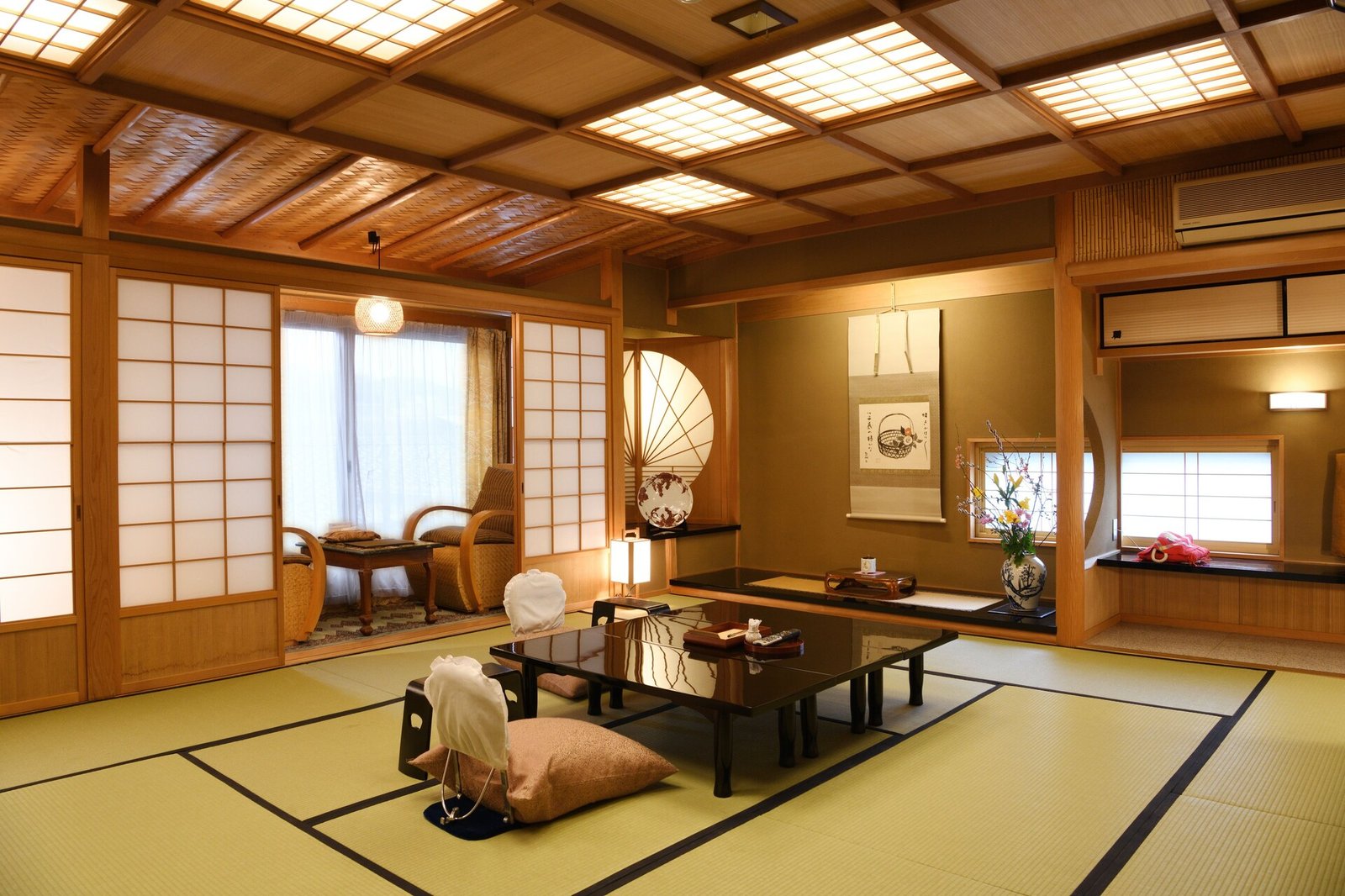 Seikoro Ryokan — rooms