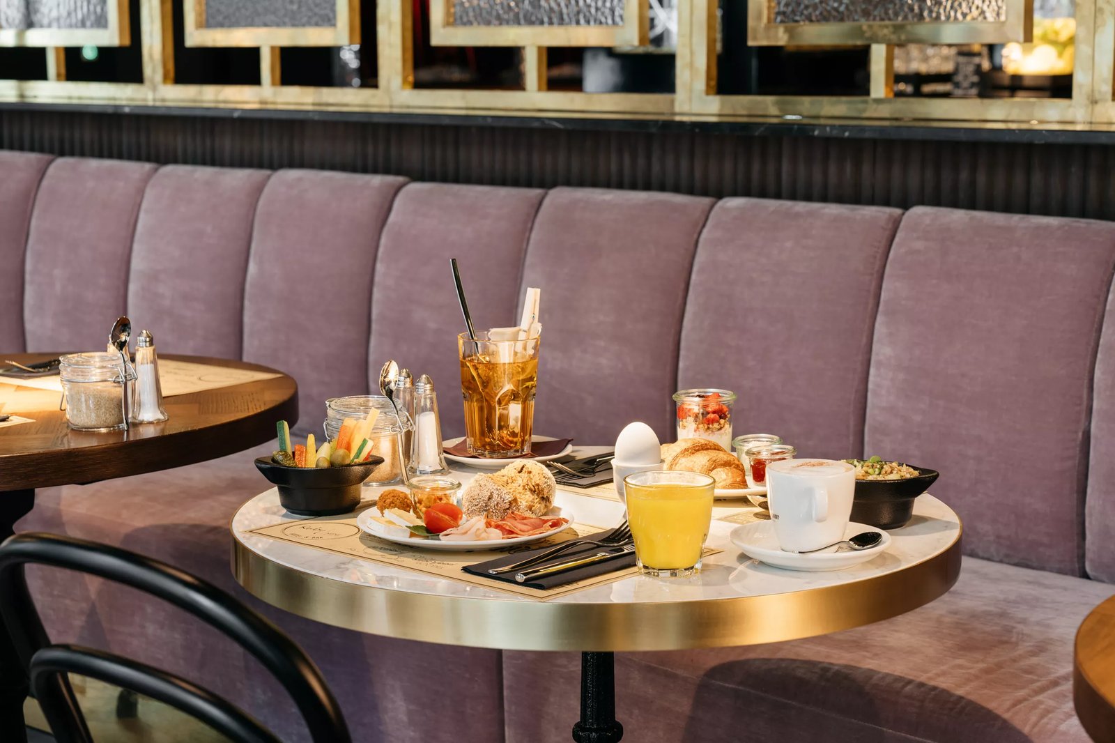 Ruby Mimi Hotel Zurich by IHG, mimi bar