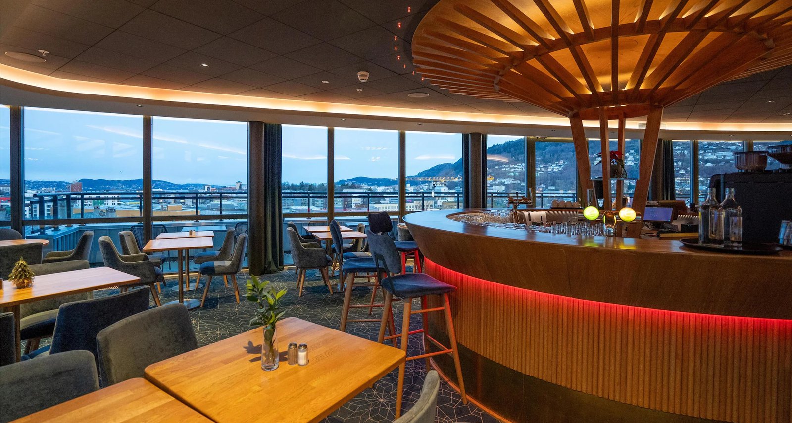 Prize by Radisson, Solheimsviken Bergen, at the table